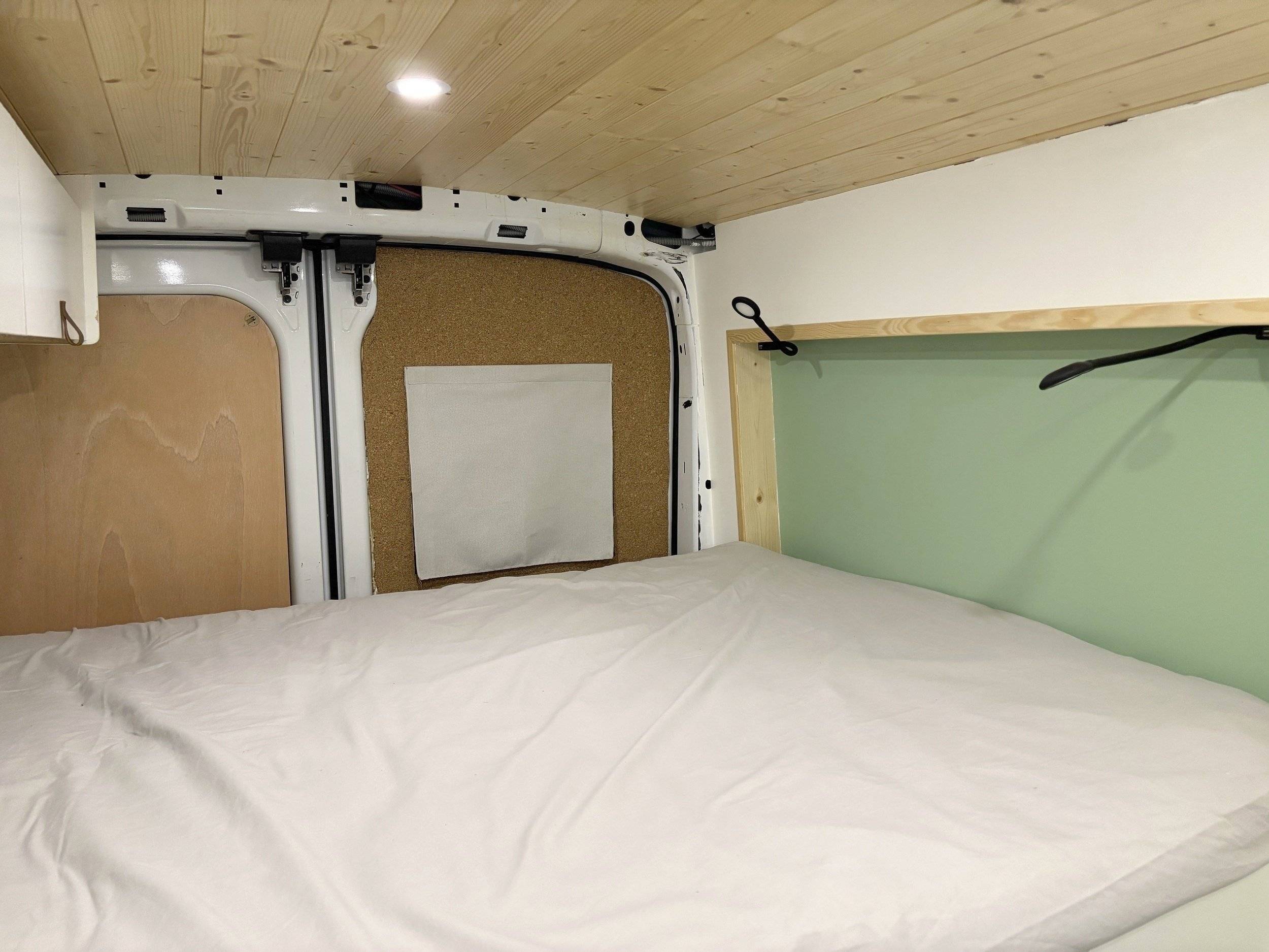 Berth Ford FORD TRANSIT - Yescapa