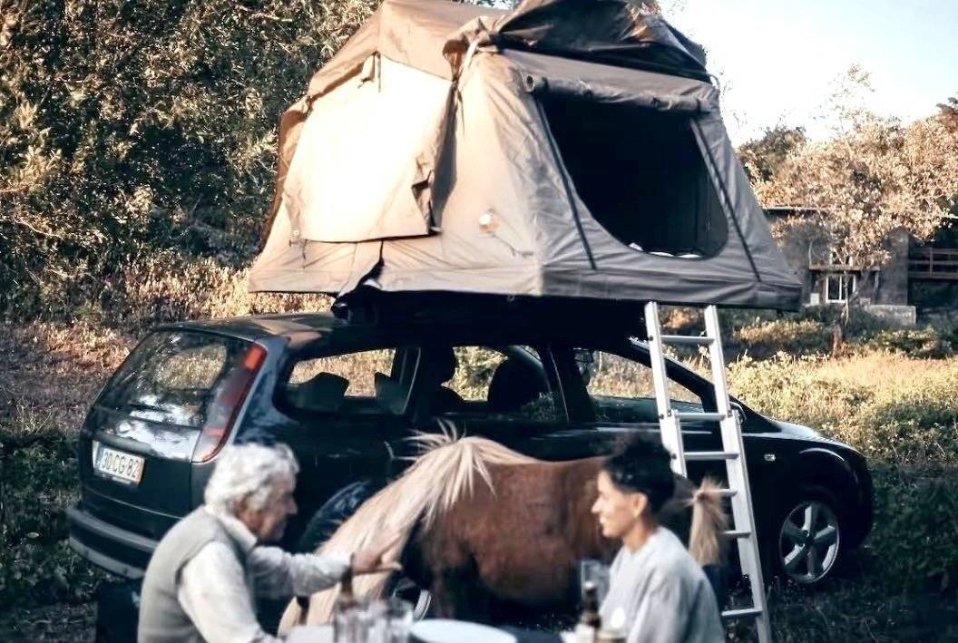 Front view from 3/4 Ford - Yescapa
