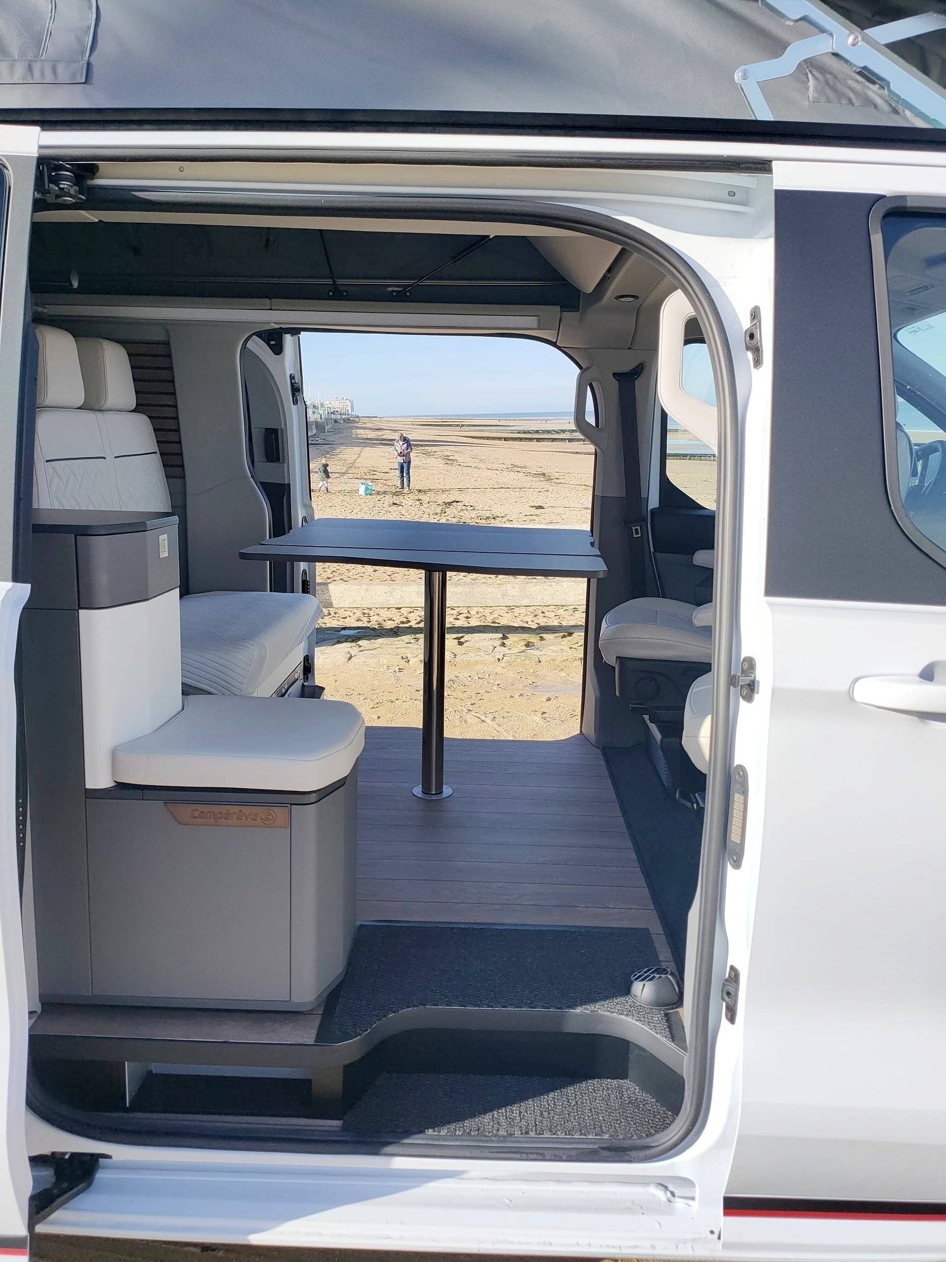 Menjador Ford FORD TRANSIT CUSTOM 136CV BOITE AUTO - Yescapa
