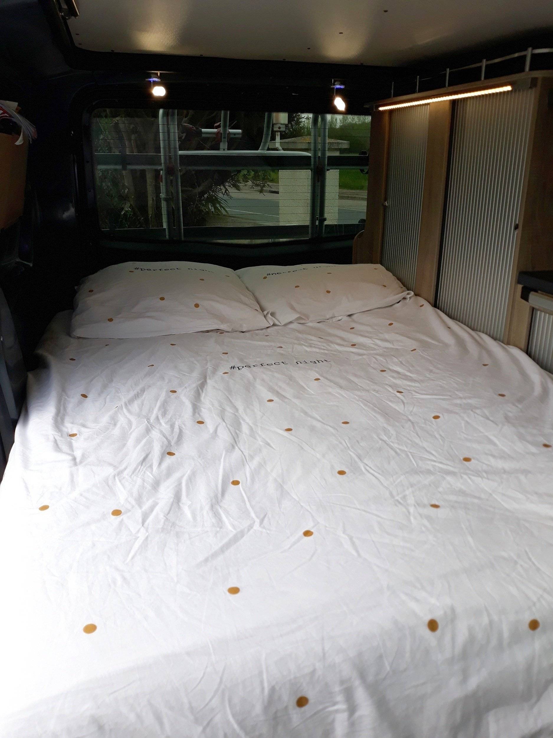 Font Vendôme Renault Trafic