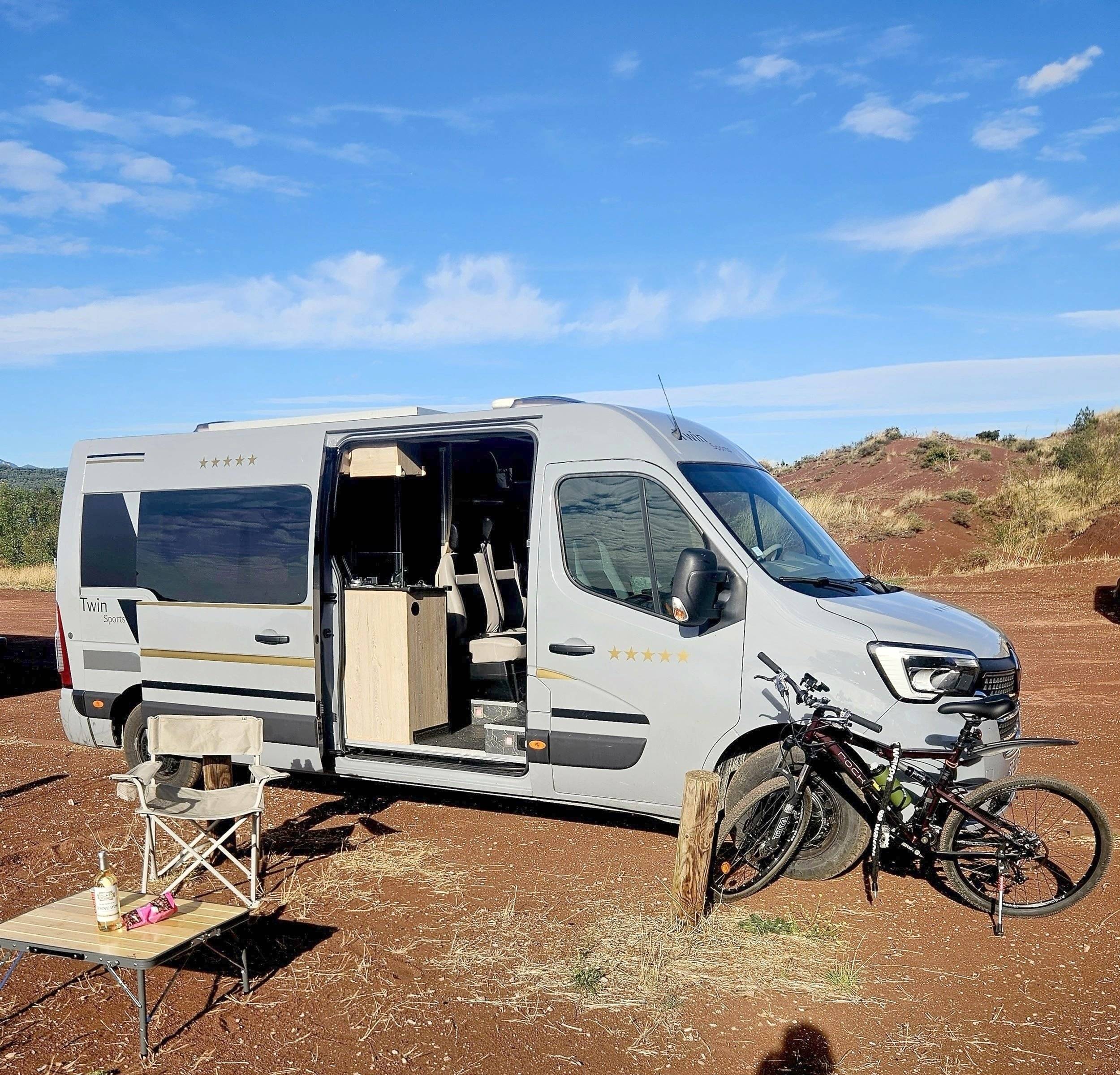 3 C Cartier/Brisebras Renault master