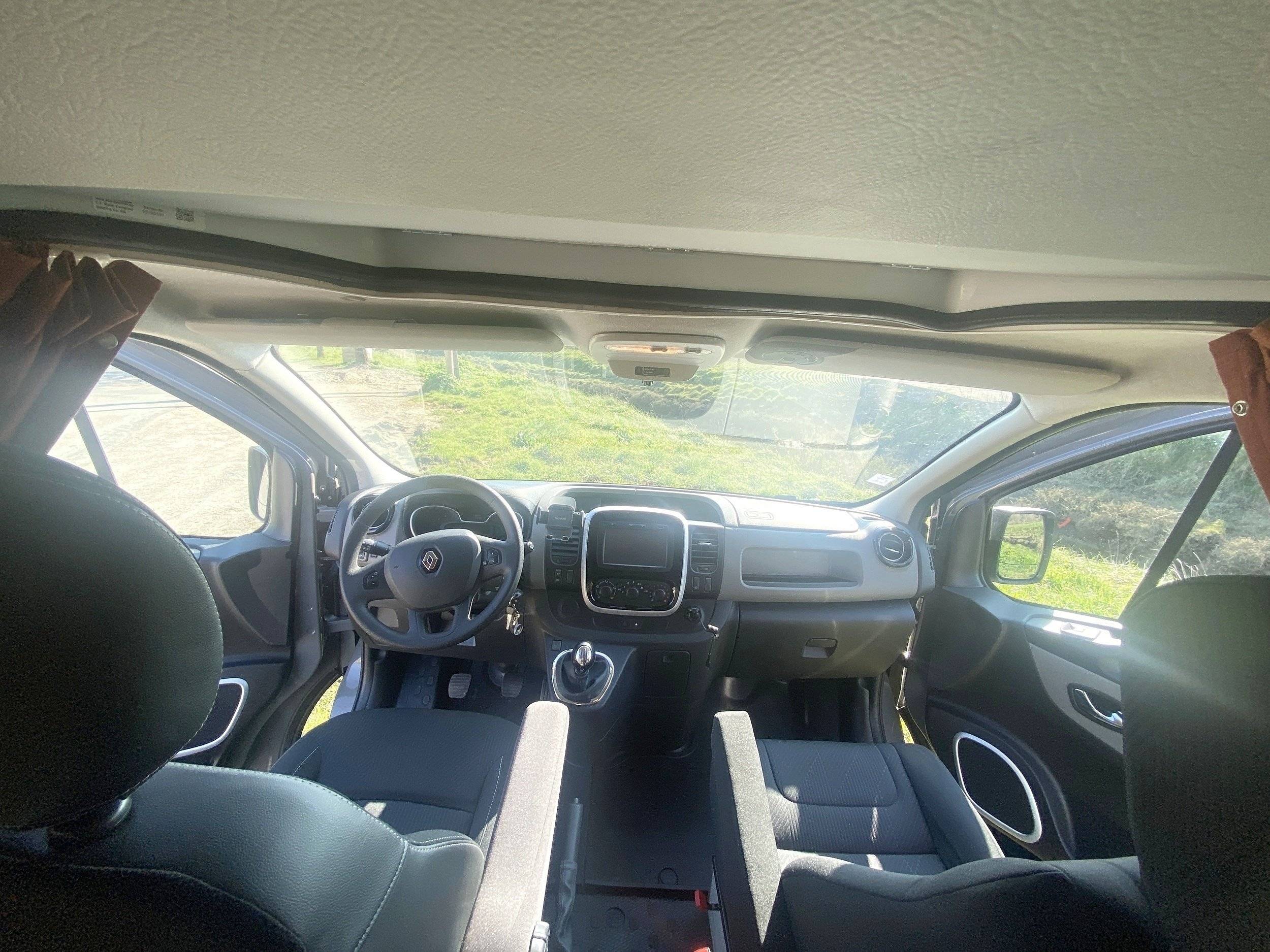 sam'evade Renault Trafic