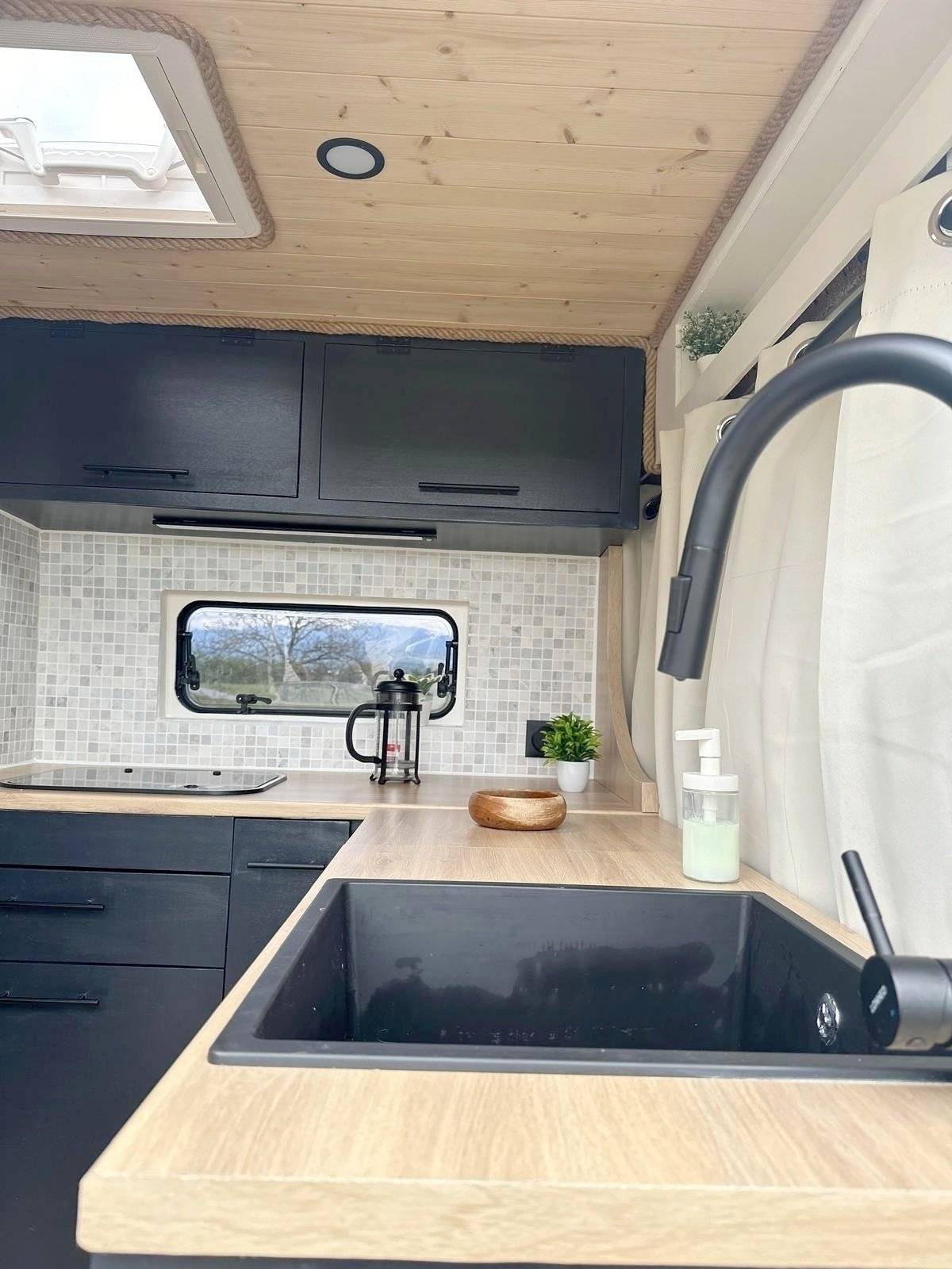 3 C Cartier/Brisebras PEUGEOT BOXER L3H2