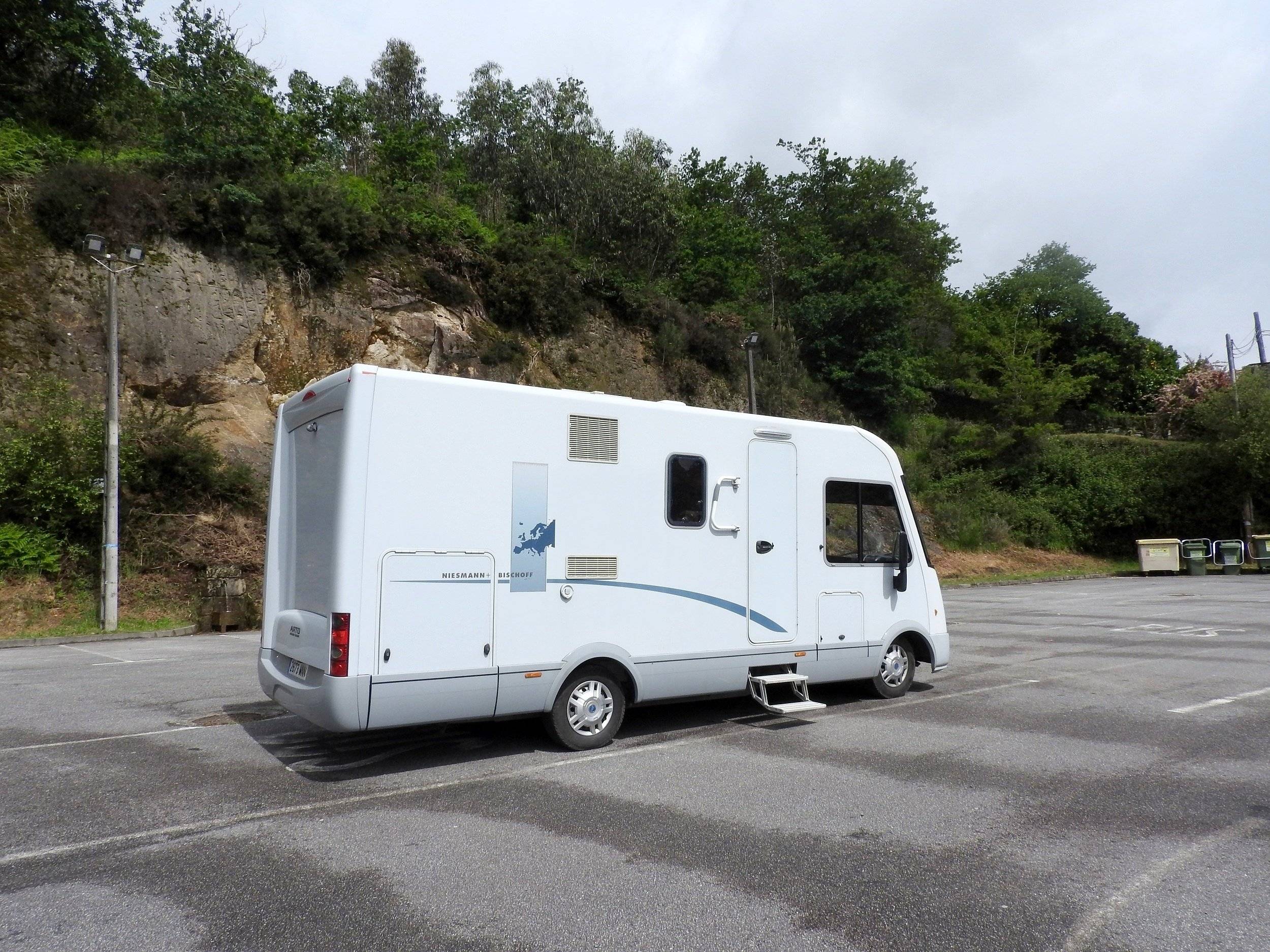 Niesmann+Bischoff Arto 64