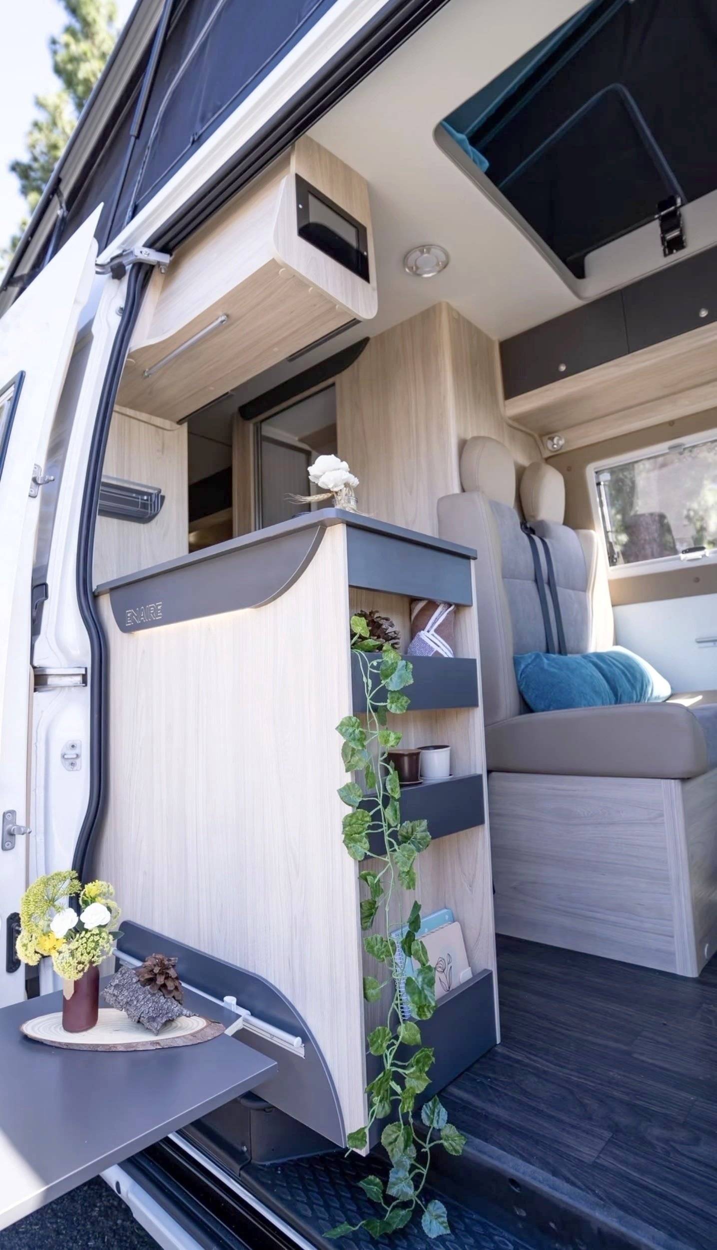 campers Enaire S.L iveco daily enaire