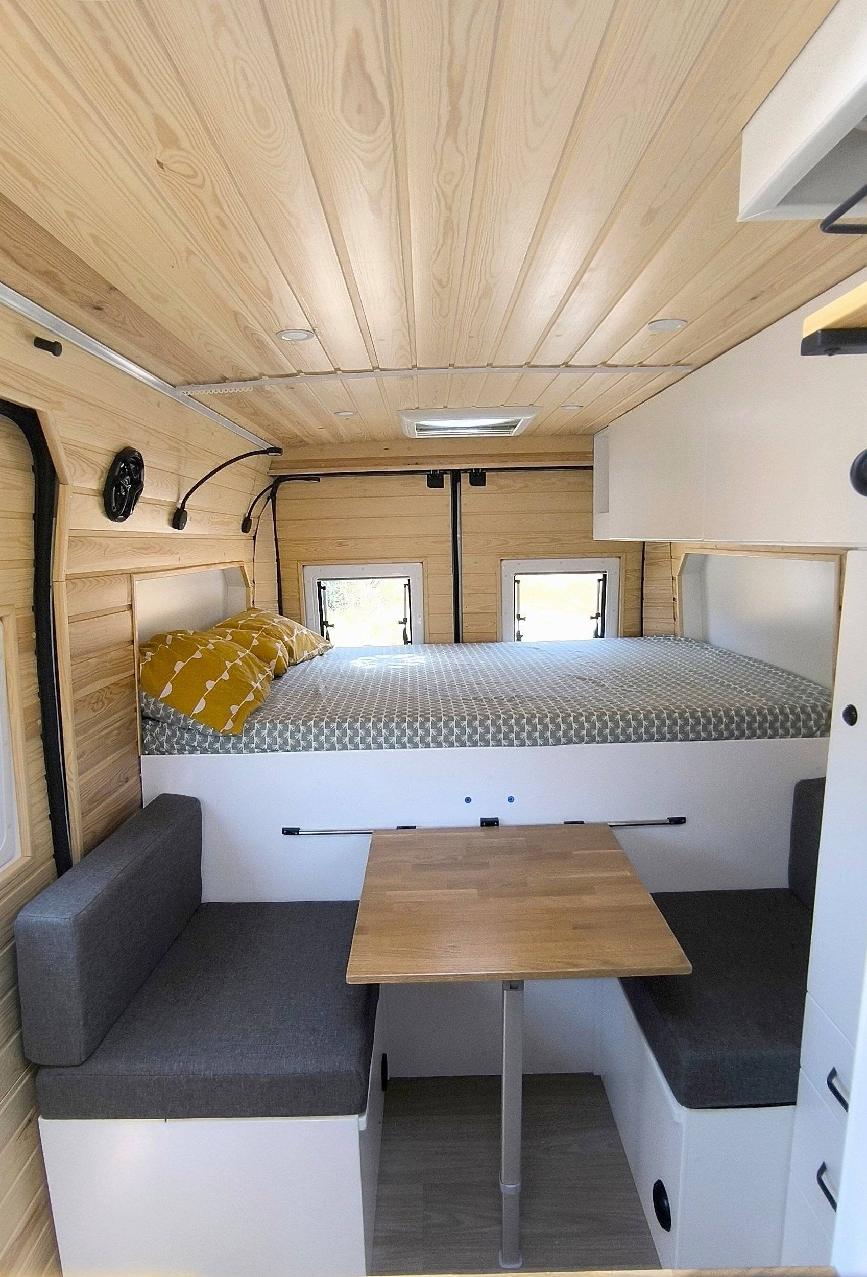 Custo Van Ducato 2,3 l 120 ch