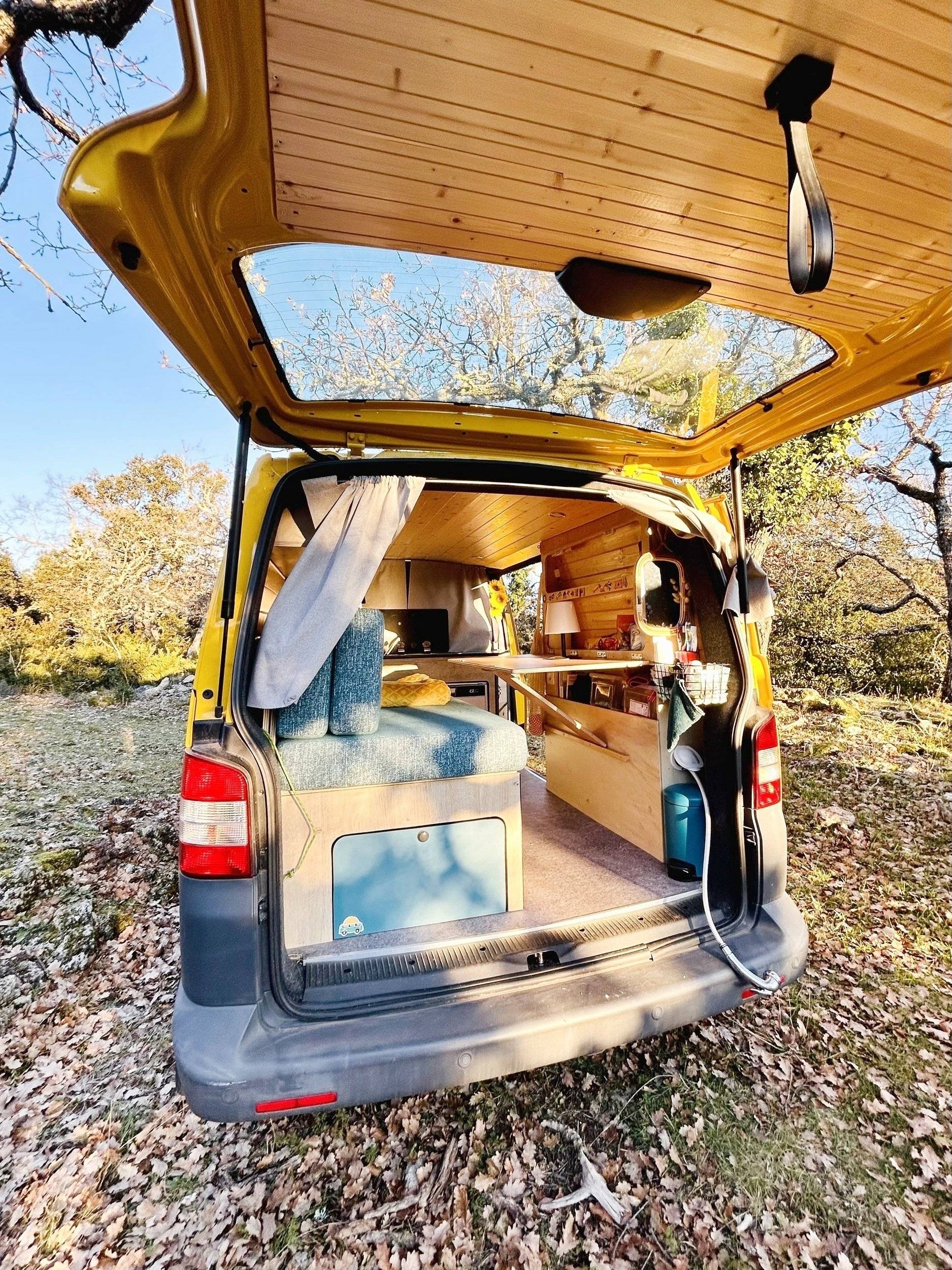 Volkswagen T5 2,5 l 102 ch