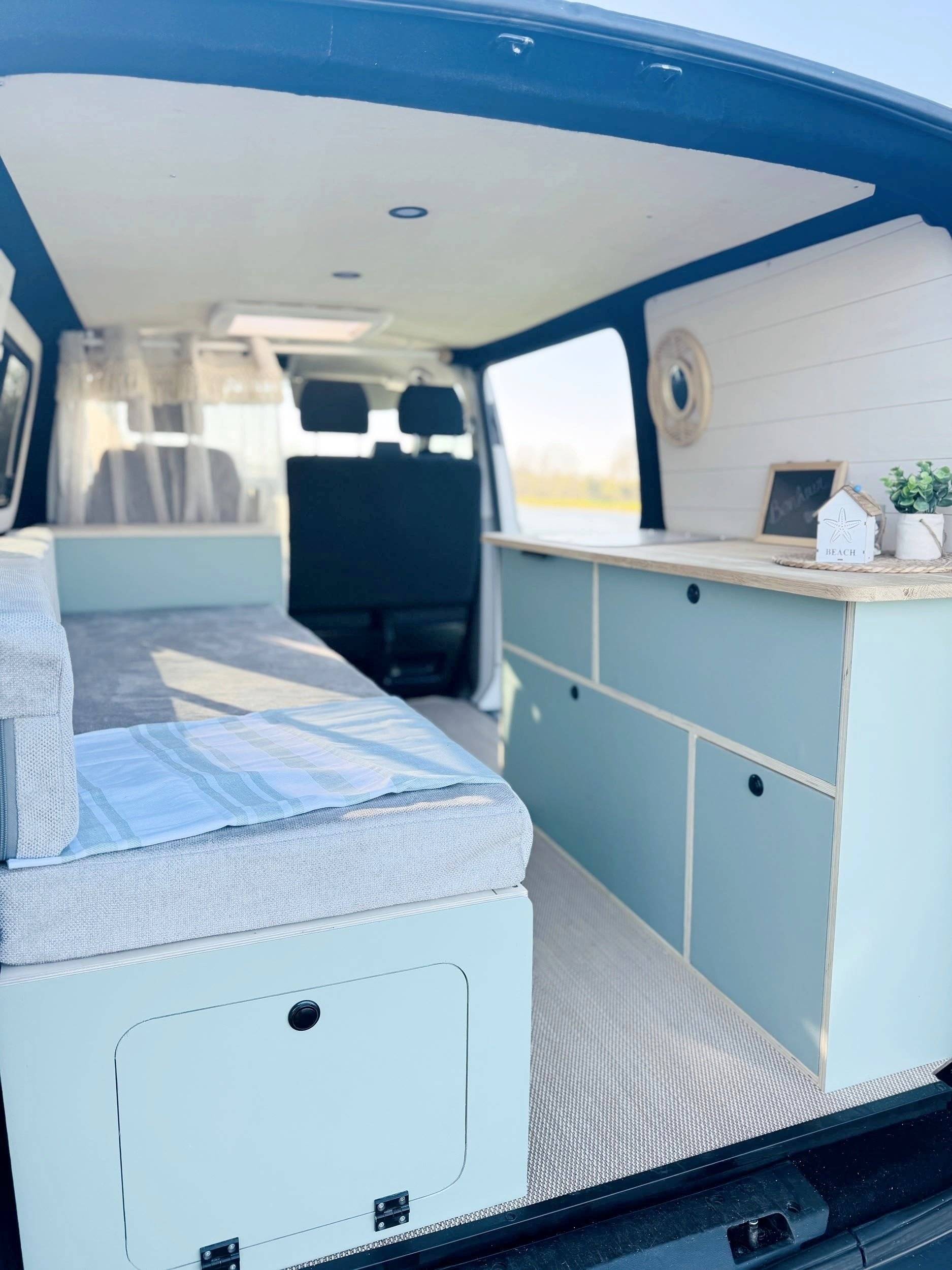 Concept Van Loisirs T6 2,0 l 102 ch