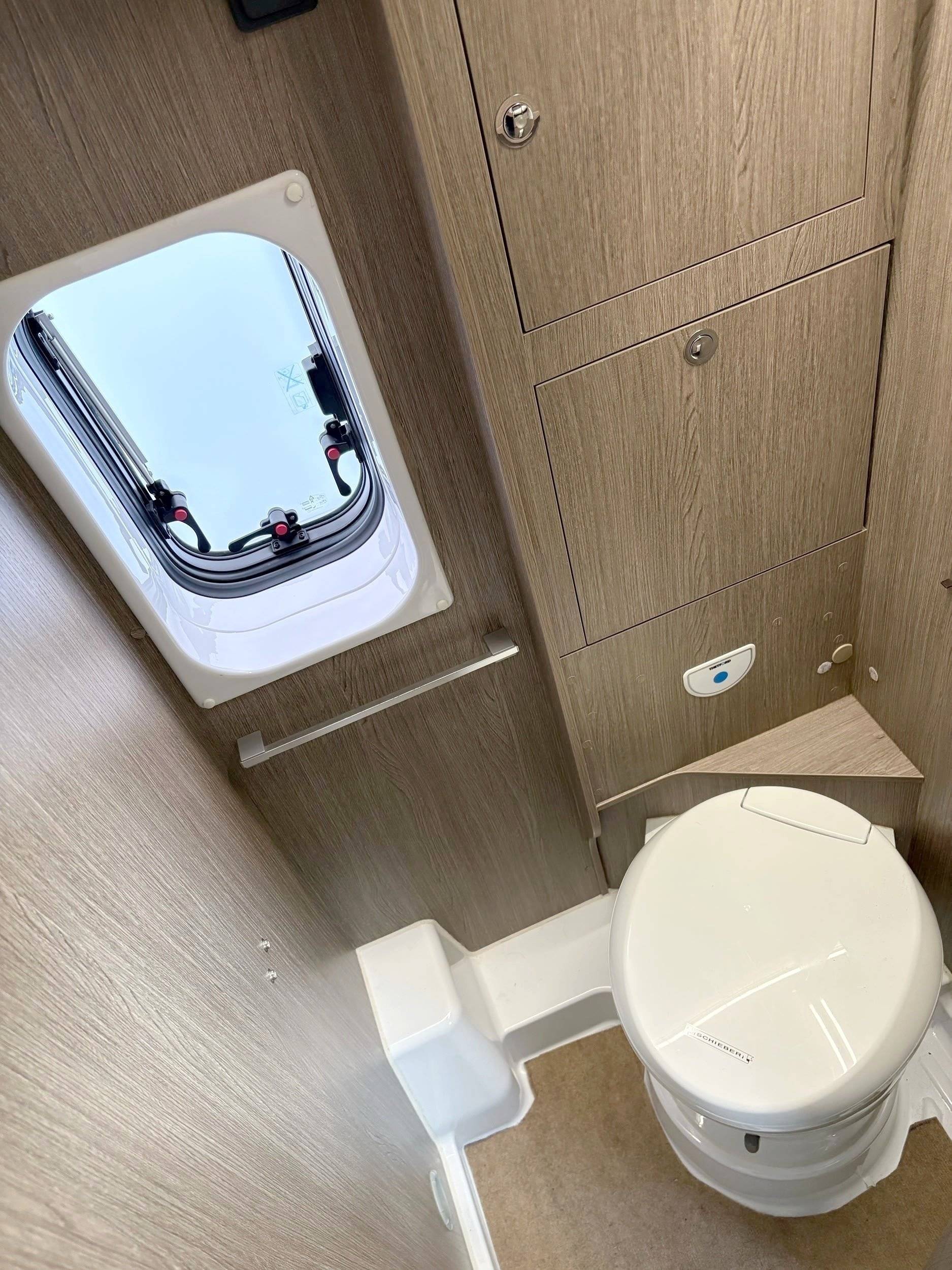 Chausson V594 S