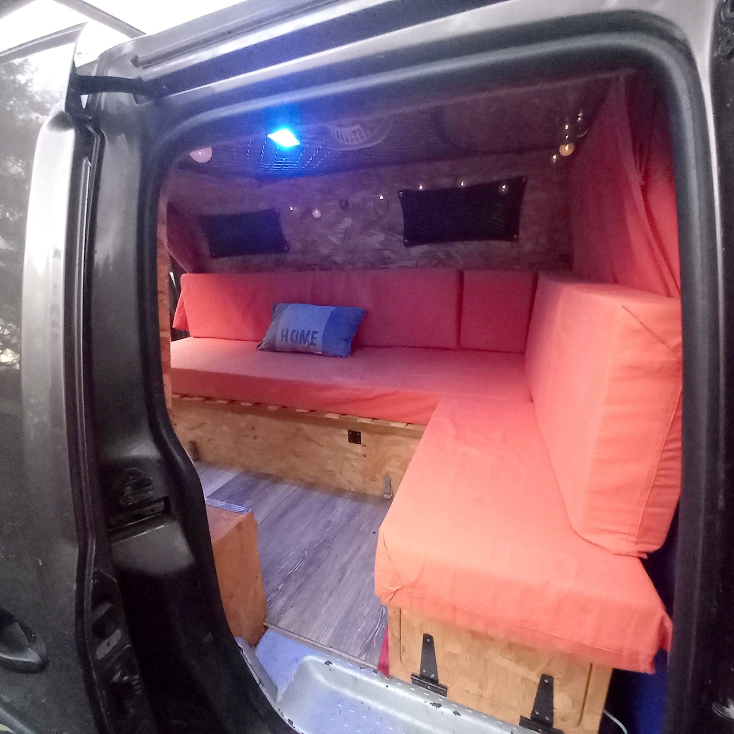 N/A Caddy Maxi 2 l 102 ch