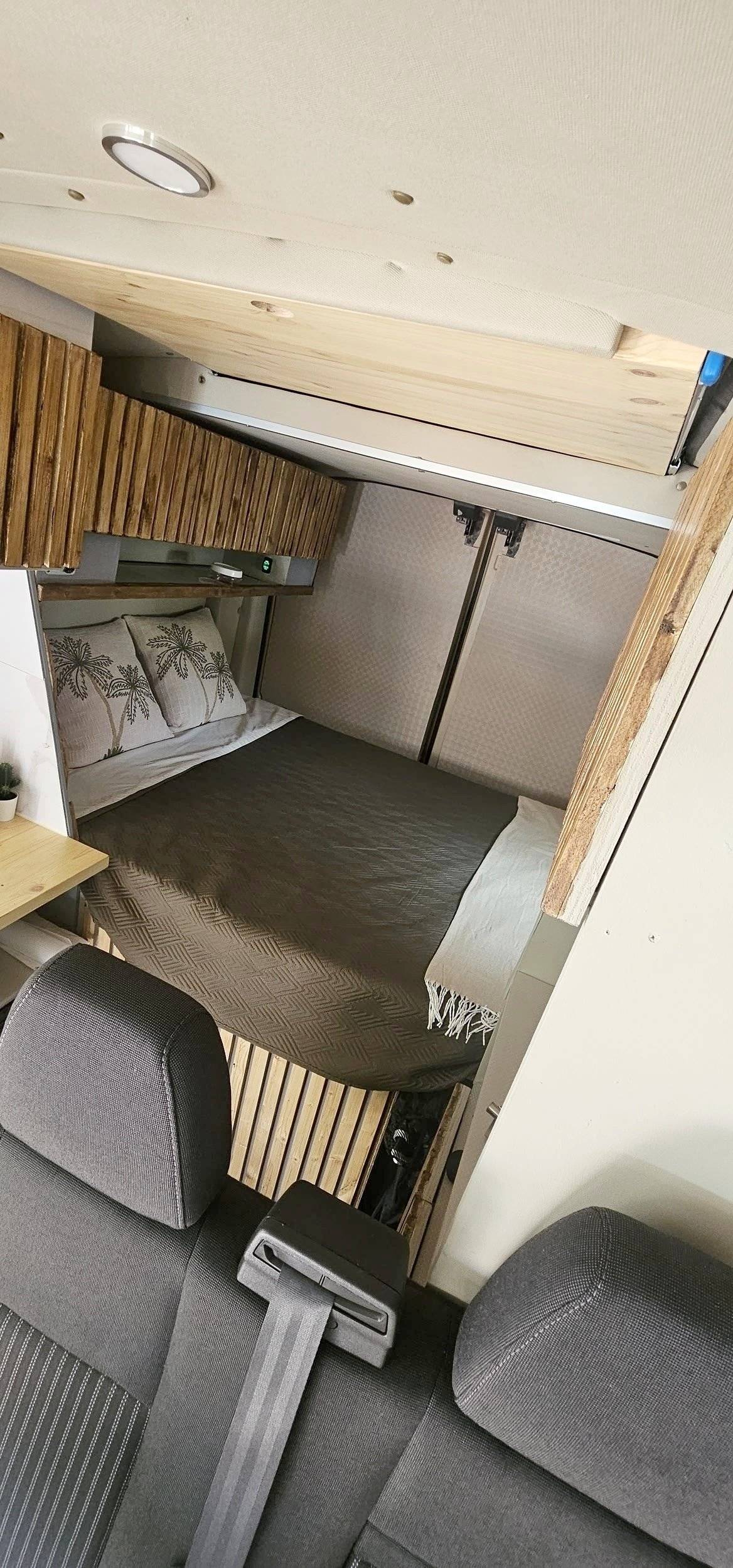 Letti Ford Ford TRANSIT L3H3 - Yescapa
