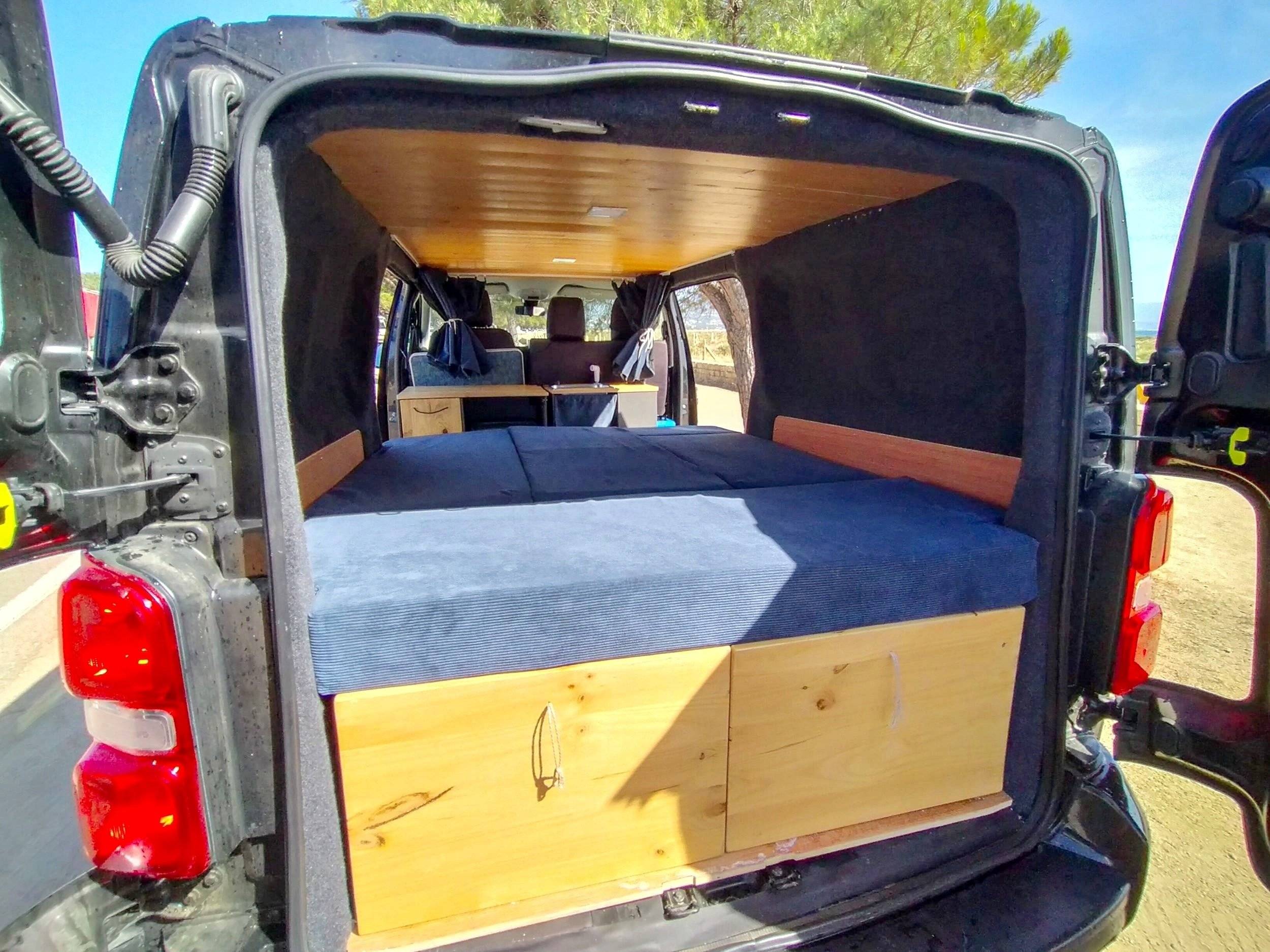 Peugeot EXPERT LONG 180 CV BA
