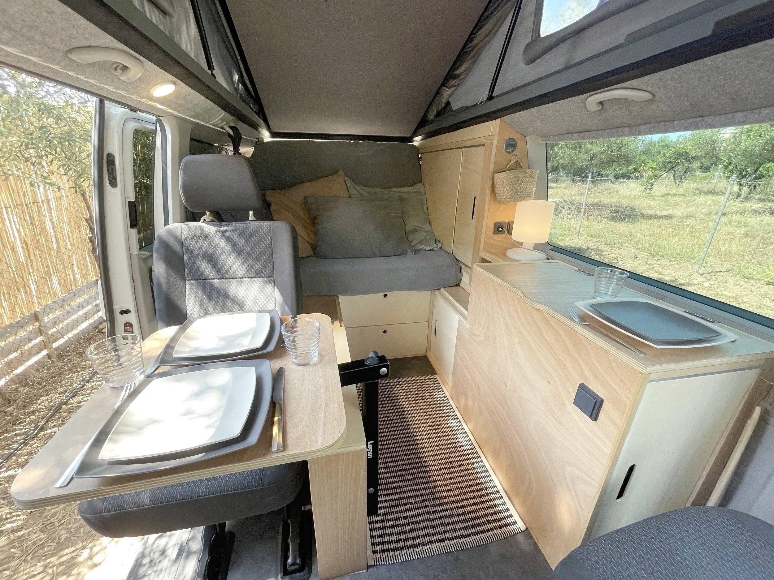 Volkswagen CARAVELLE T6.1 ORIGIN