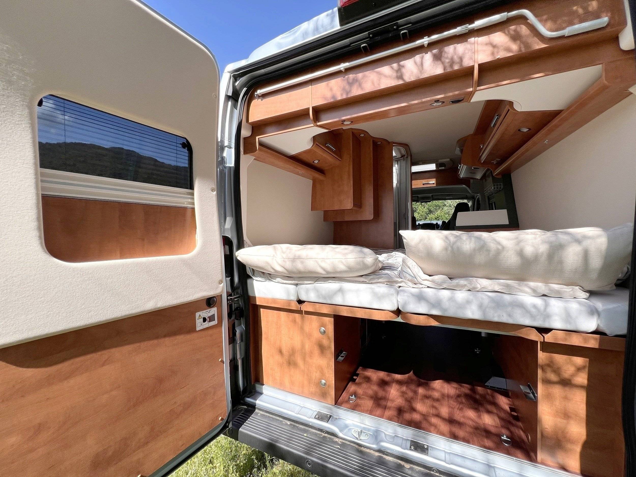 Malibu Van Compact 600 LE