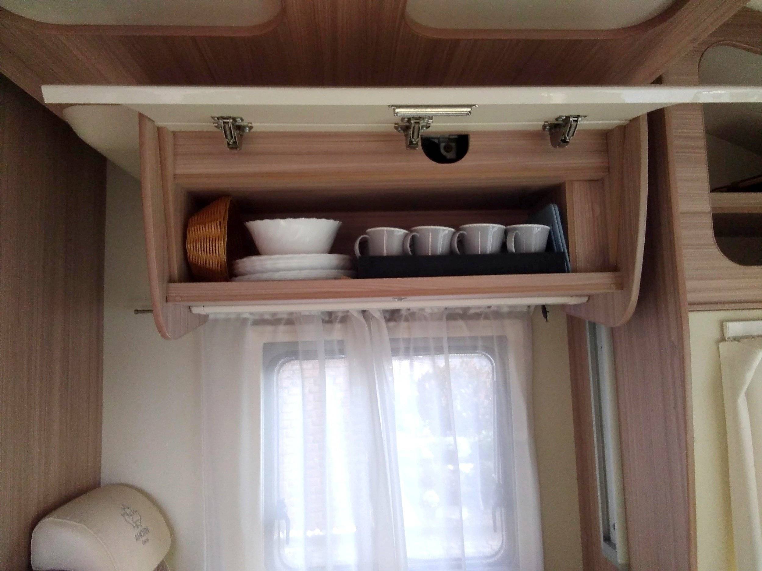 Ahorn 690 T Nee Face Edition