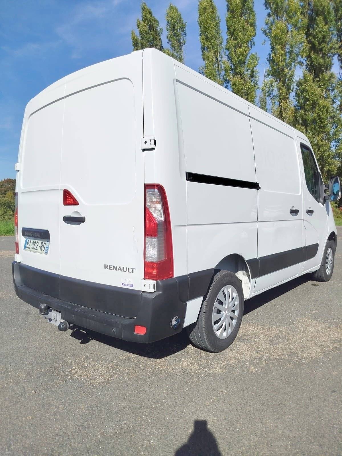 Renault 2,3 l 125 ch