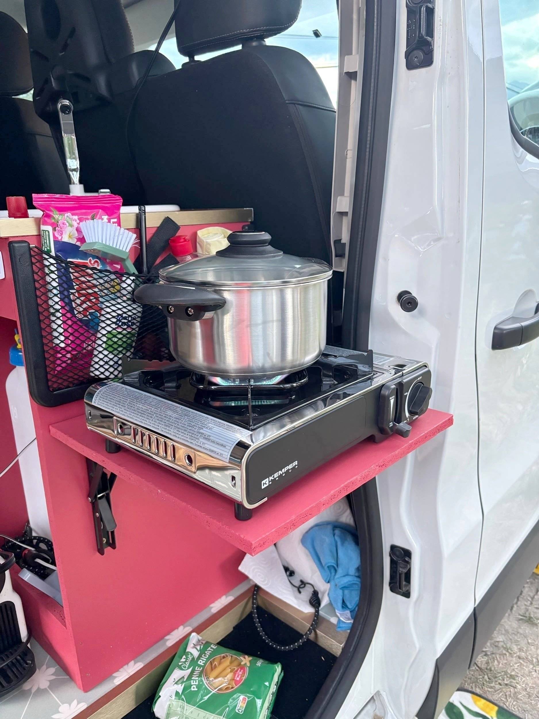Comedor Renault Trafic 1,6 l 145 ch - Yescapa