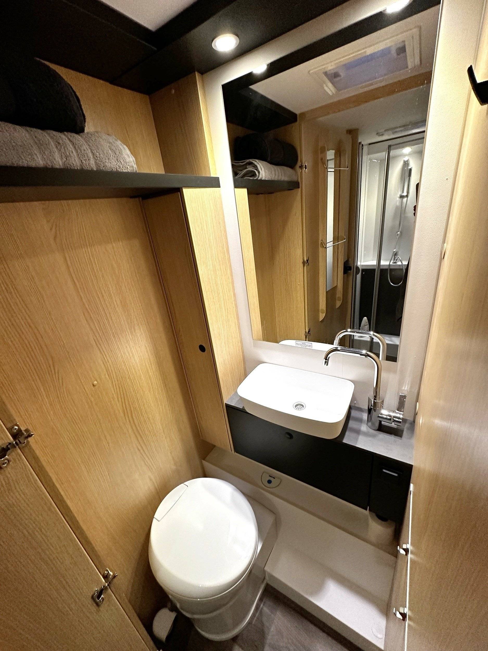 Letti Fiat Ducato 2,2 l 140 ch - Yescapa