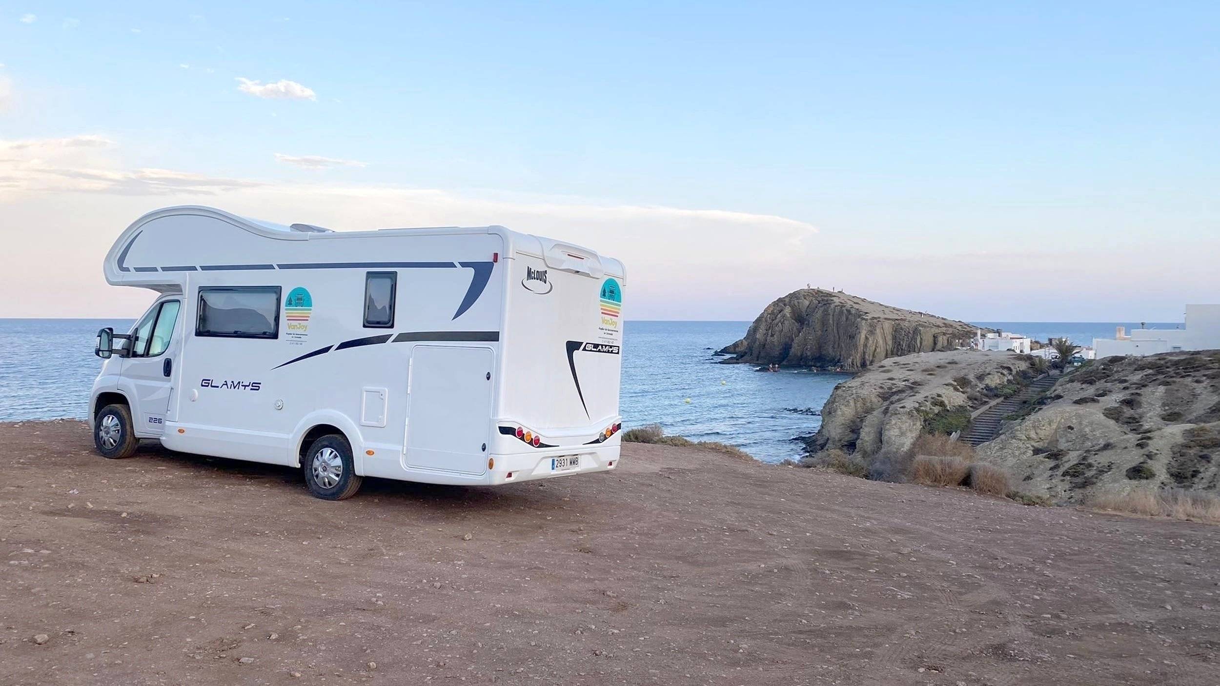 Front view from 3/4 Fiat - Yescapa