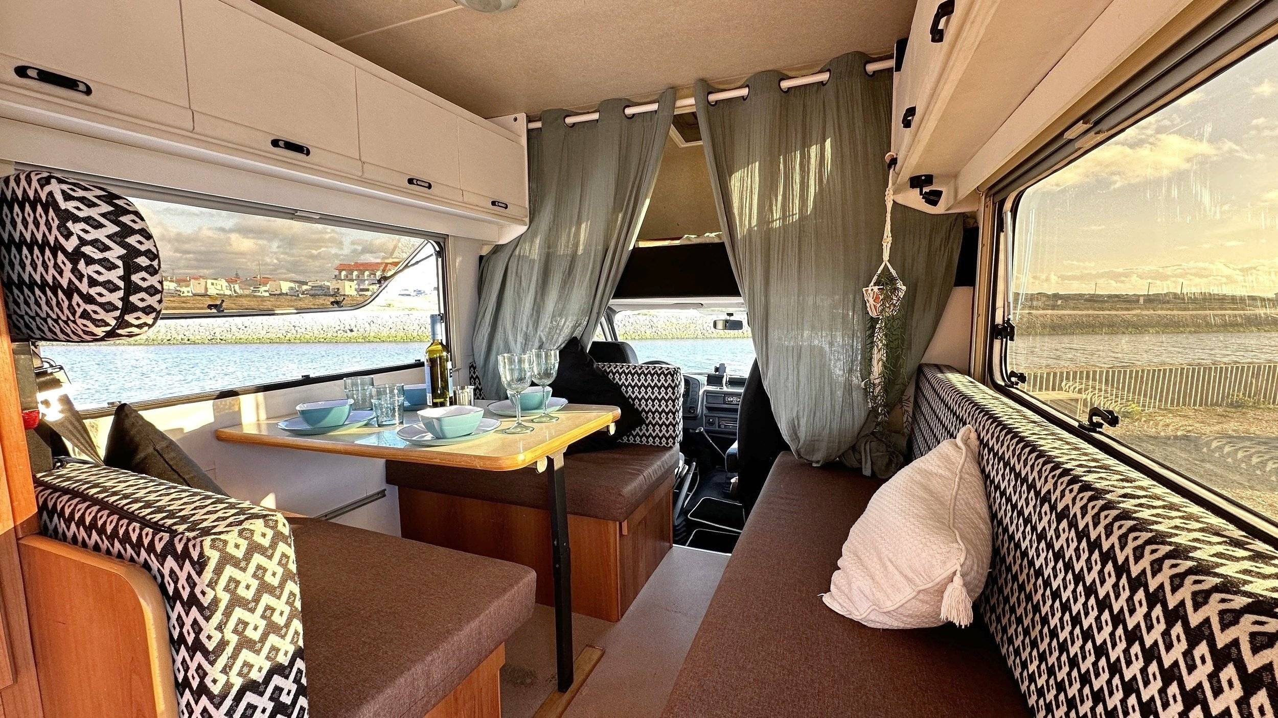 Elnagh Ford Transit Eddehs 120