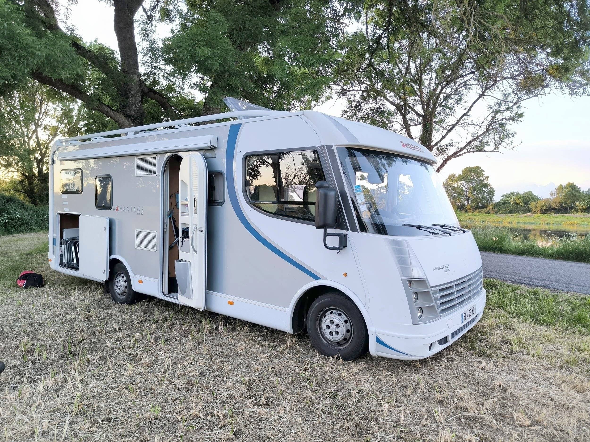 Dethleffs Advantage Integral