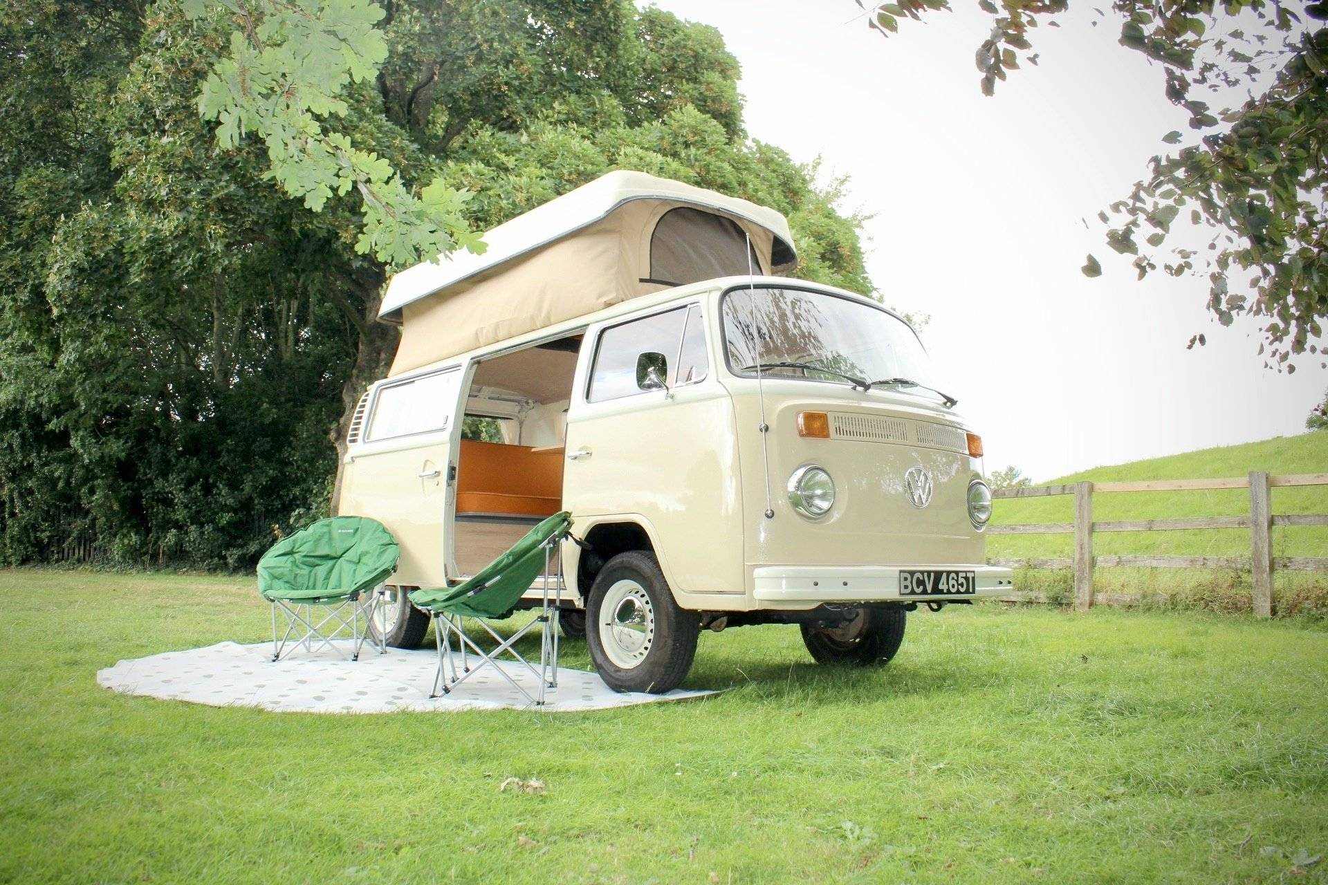 Location camping outlet van