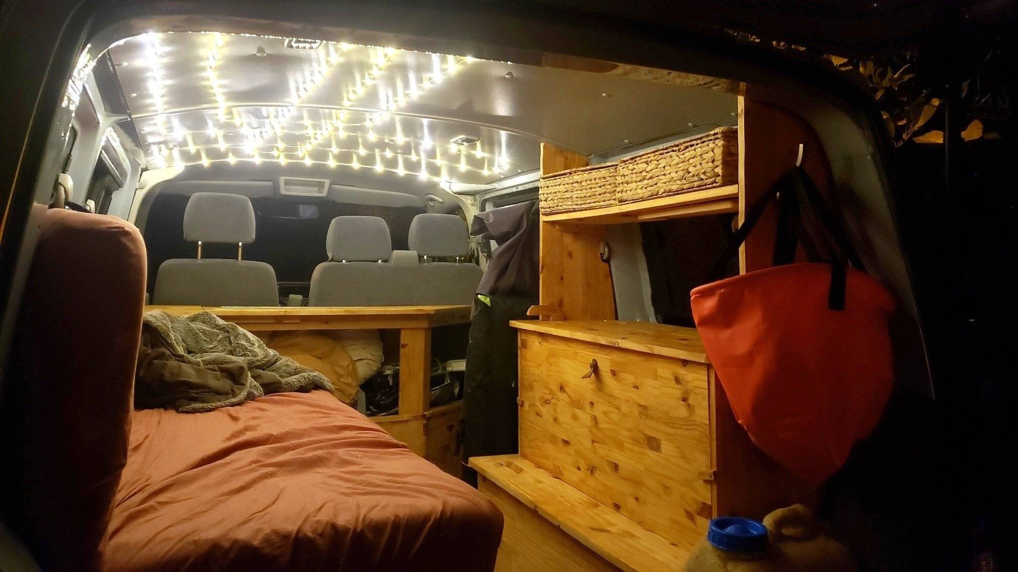 Volkswagen Transporter T5 2 l 102 ch