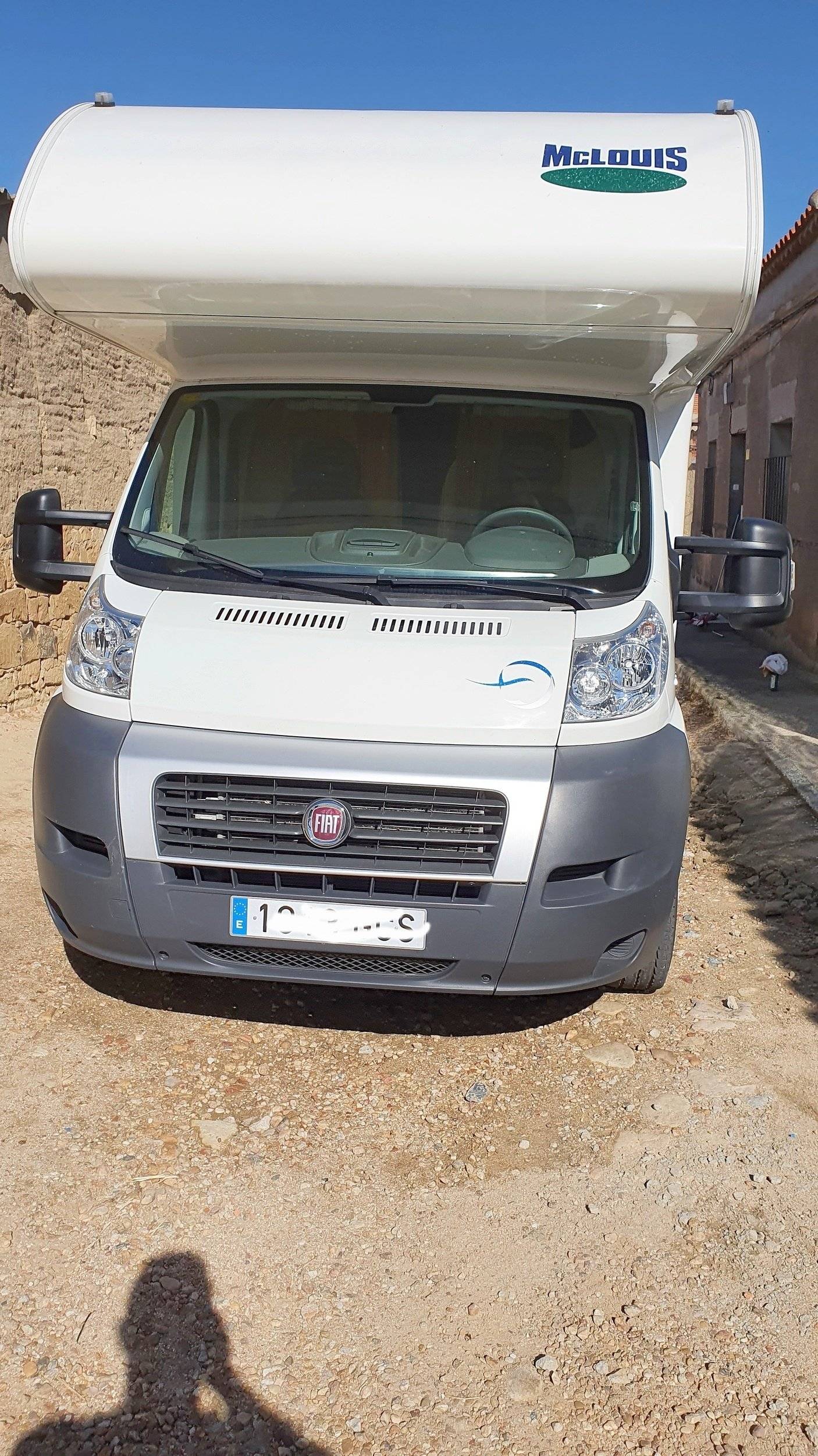 Lage AlkovenWohnmobil Salamanca Mclouis lagan 55151 Yescapa