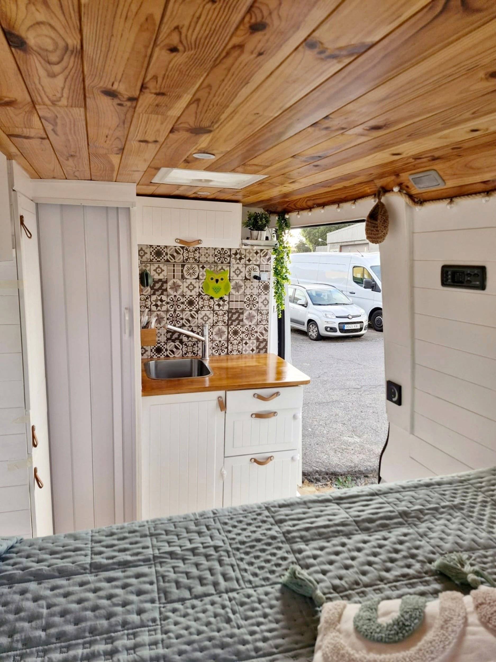 Coin repas Fiat Ducato 120 Multijet - Yescapa