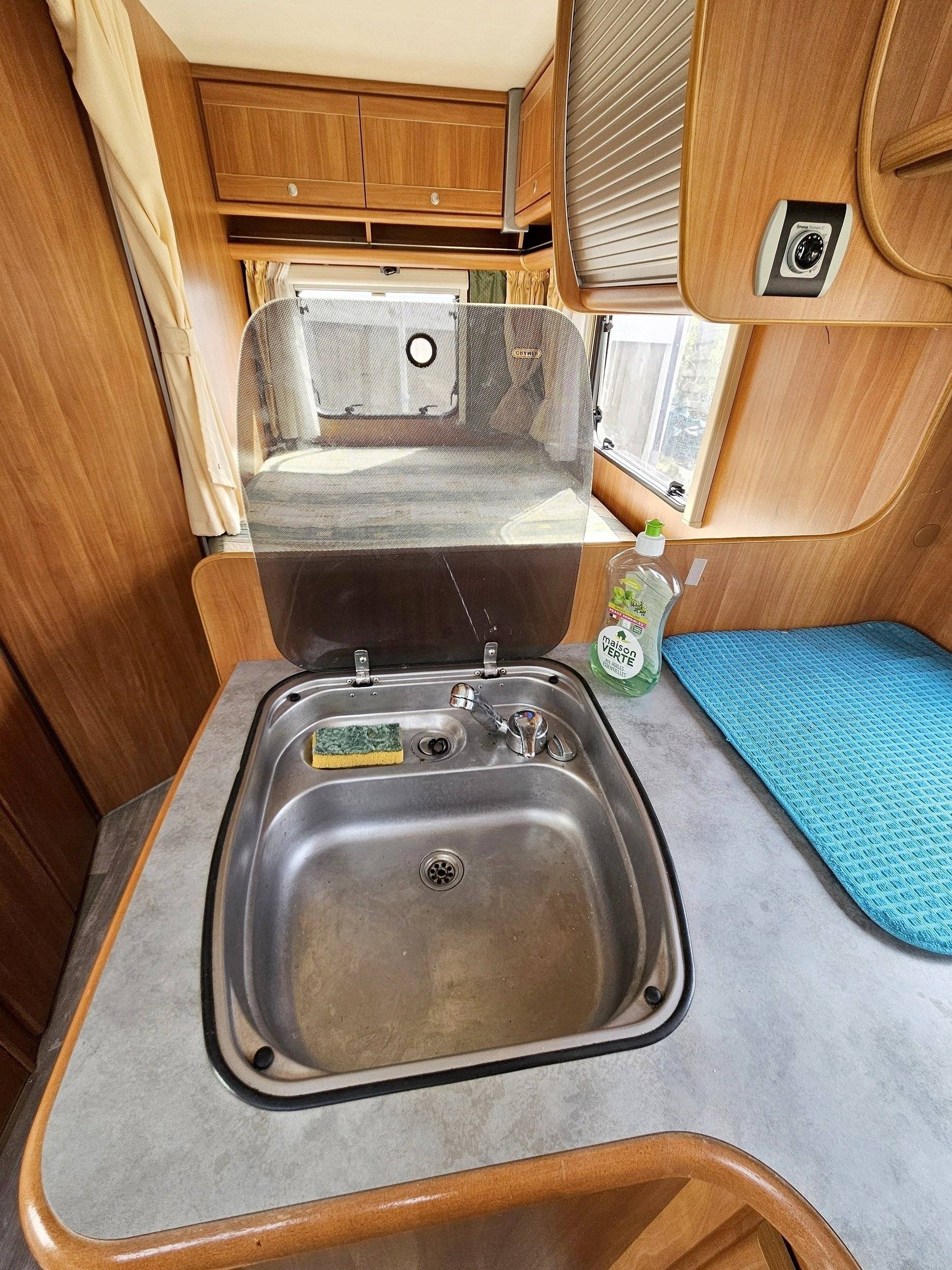 Dethleffs Globetrotter Elegance