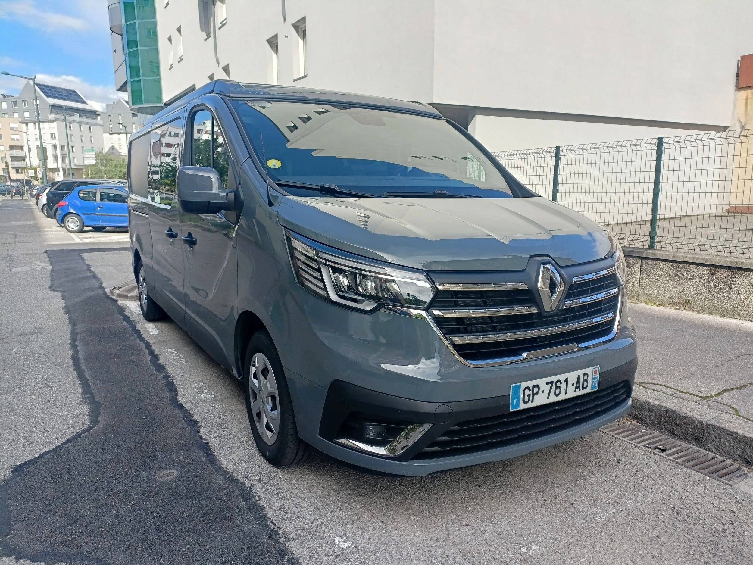 Pilote Trafic 2,0 l dCi 130 cv