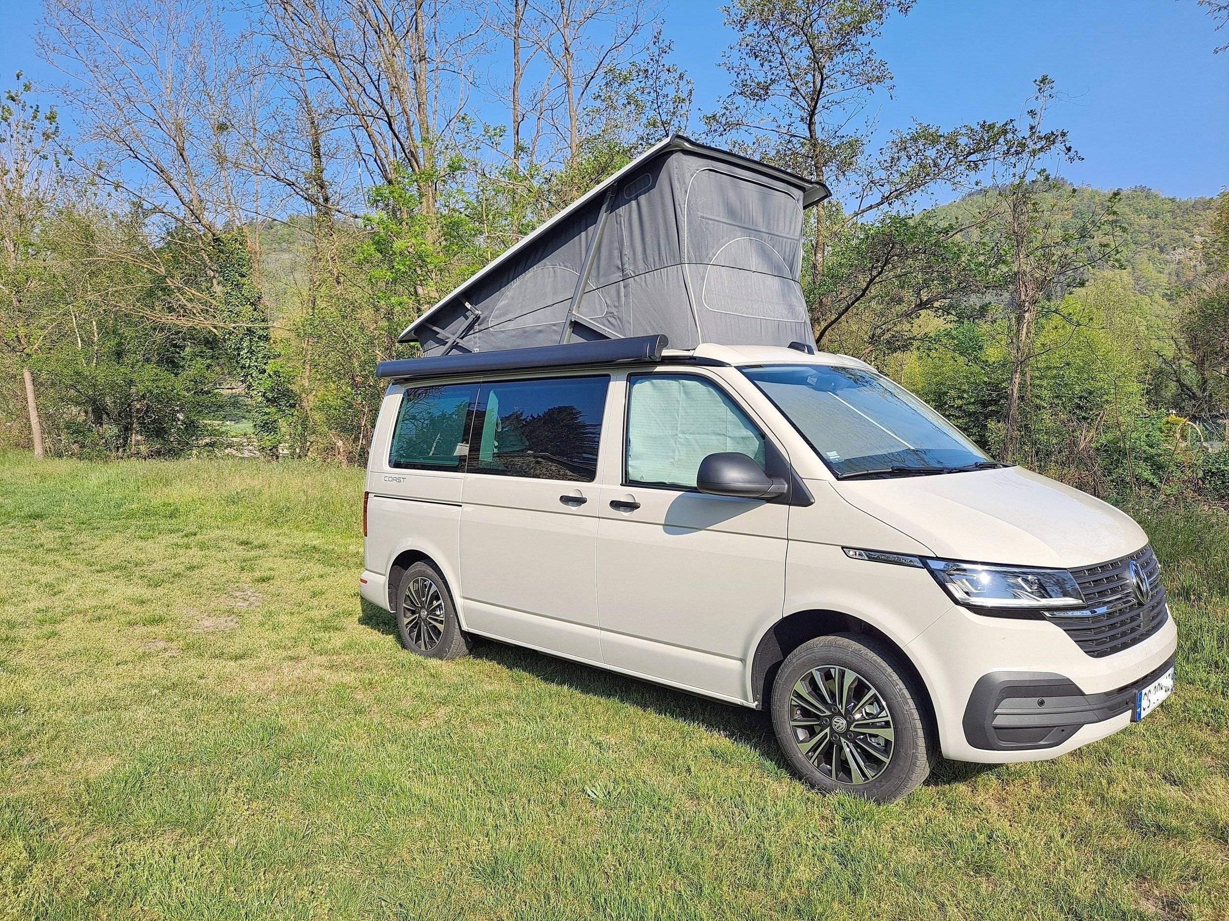 Volkswagen T6.1 California Coast 150ch