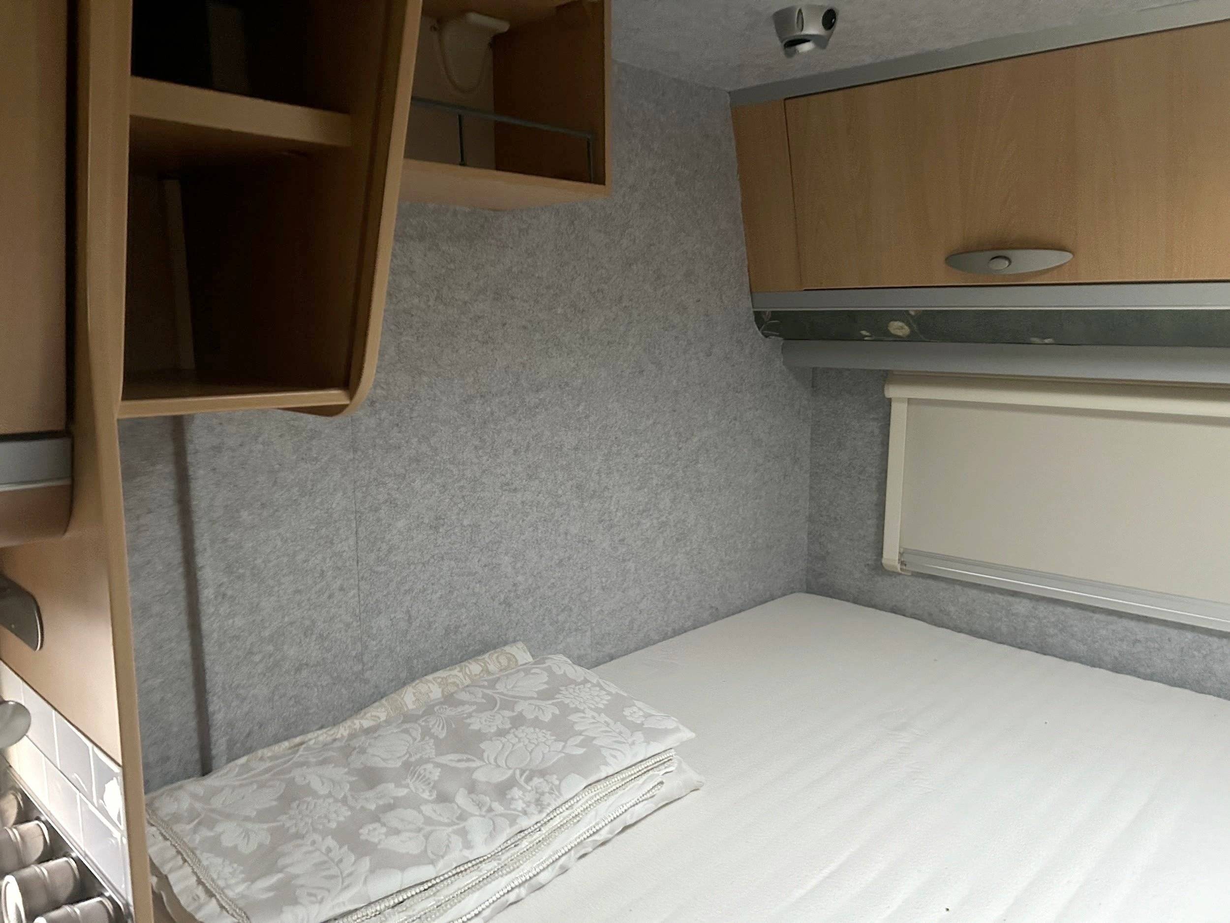 Couchages Fiat Ducato 2,2 l Multijet 130 ch. - Yescapa