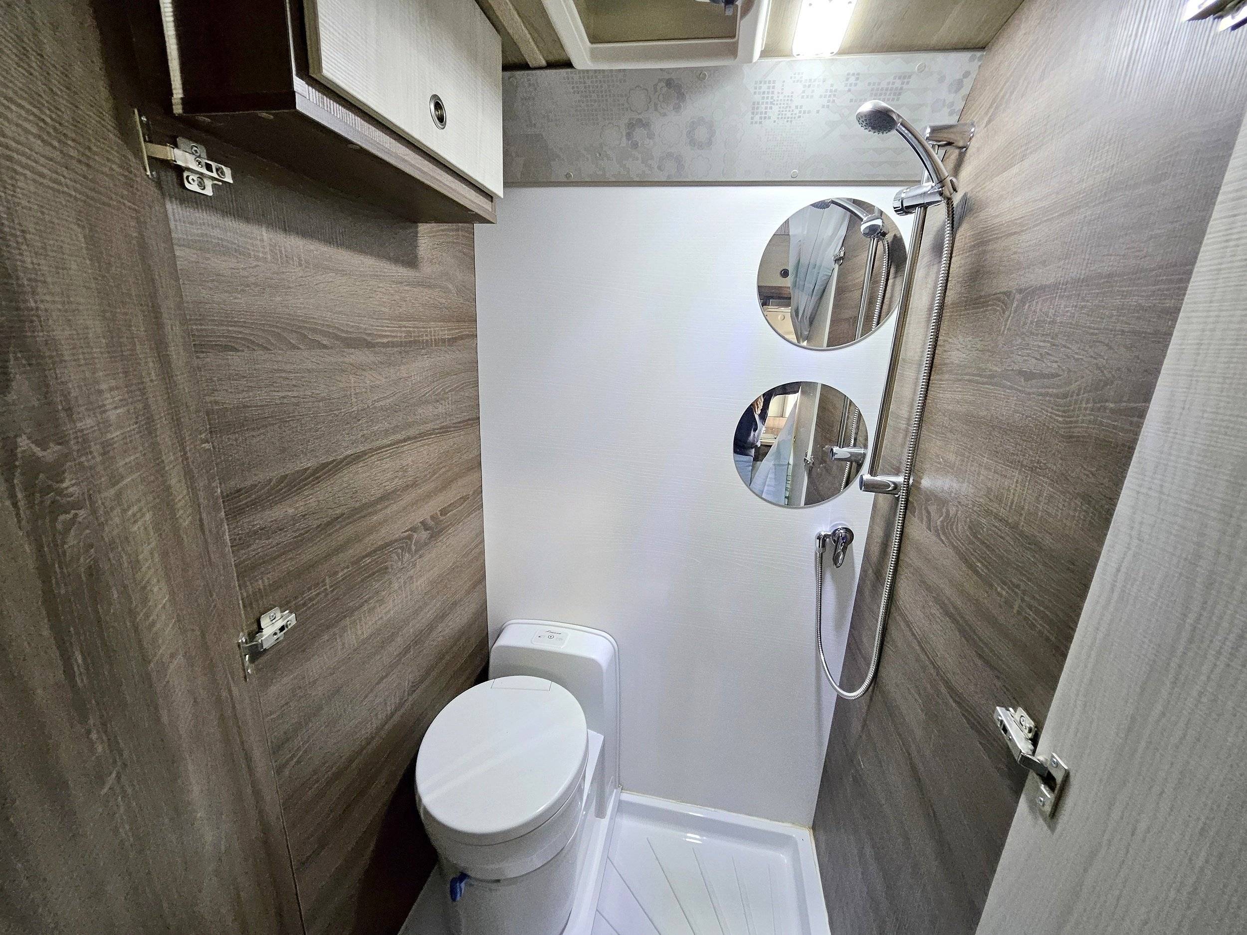 7955FXV  Boxer 3,0 HDI 160 ch