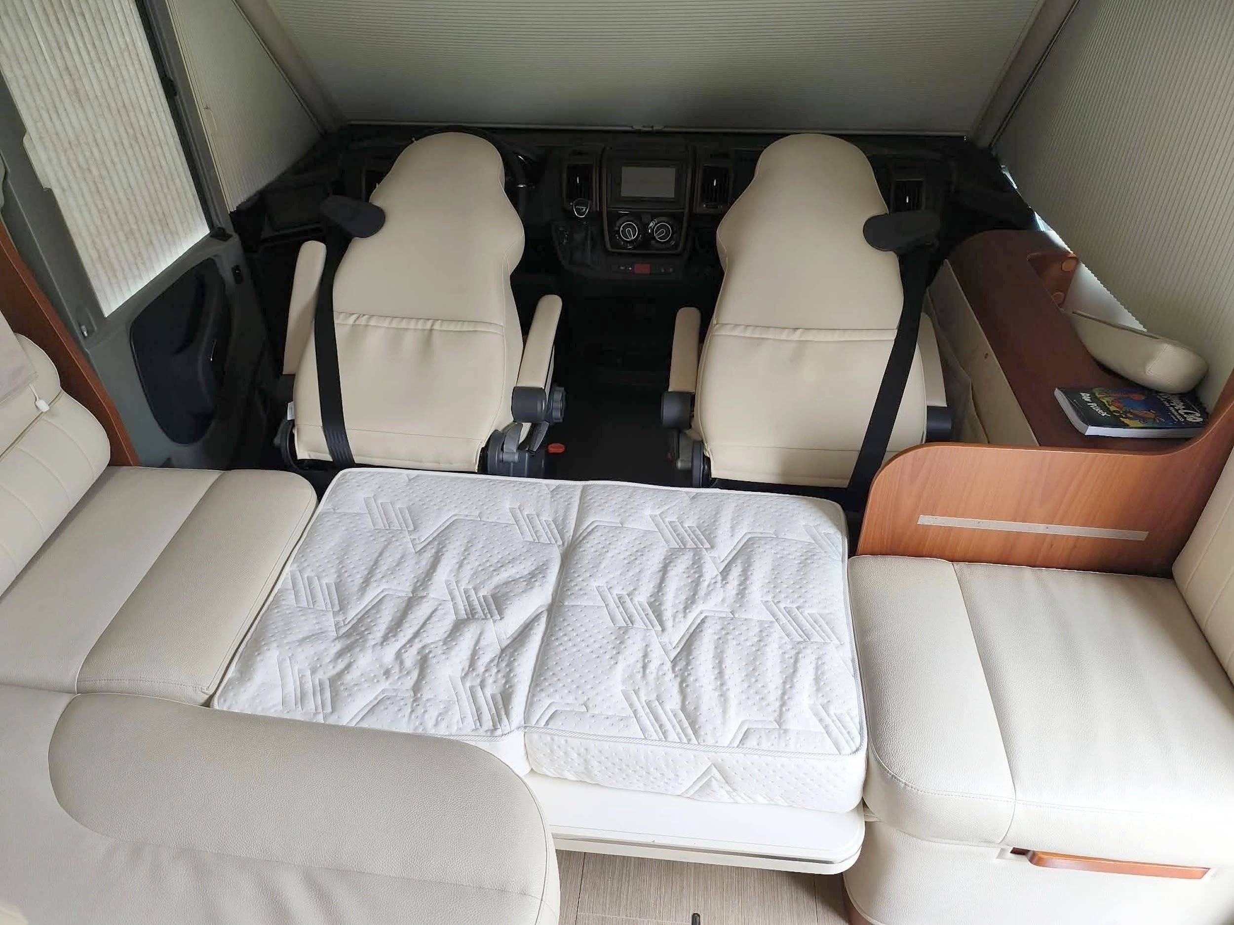 MOBILVETTA K YACHT TEKNO LINE 89