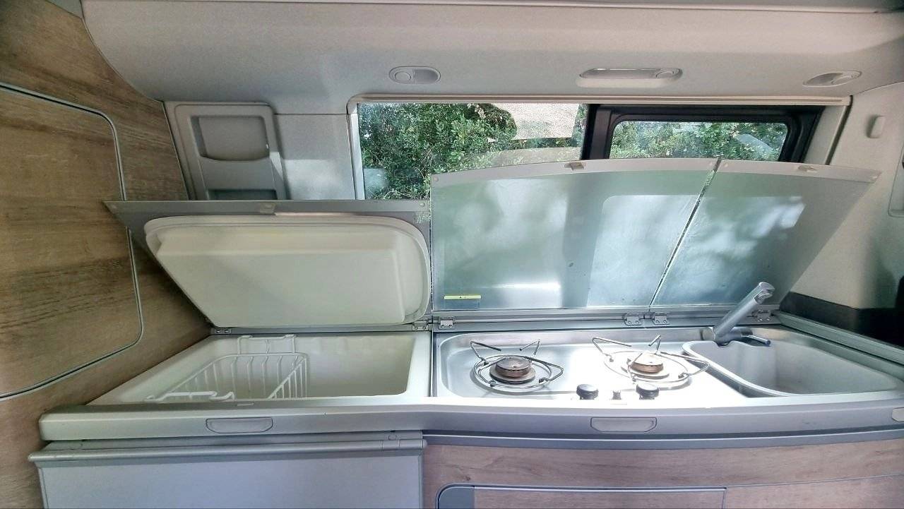 Volkswagen Volkswagen T6 California COAST