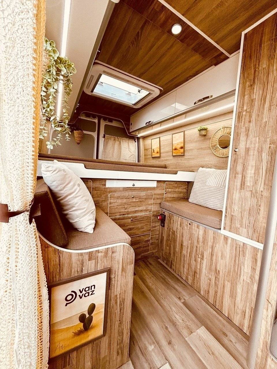 Berth Volkswagen - Yescapa