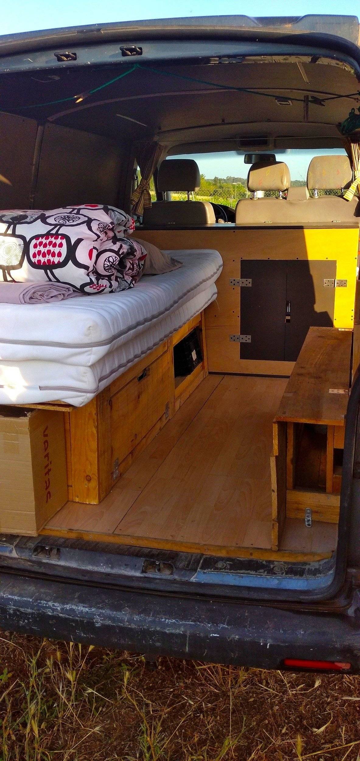 Volkswagen Transporter T5 2.5TDI