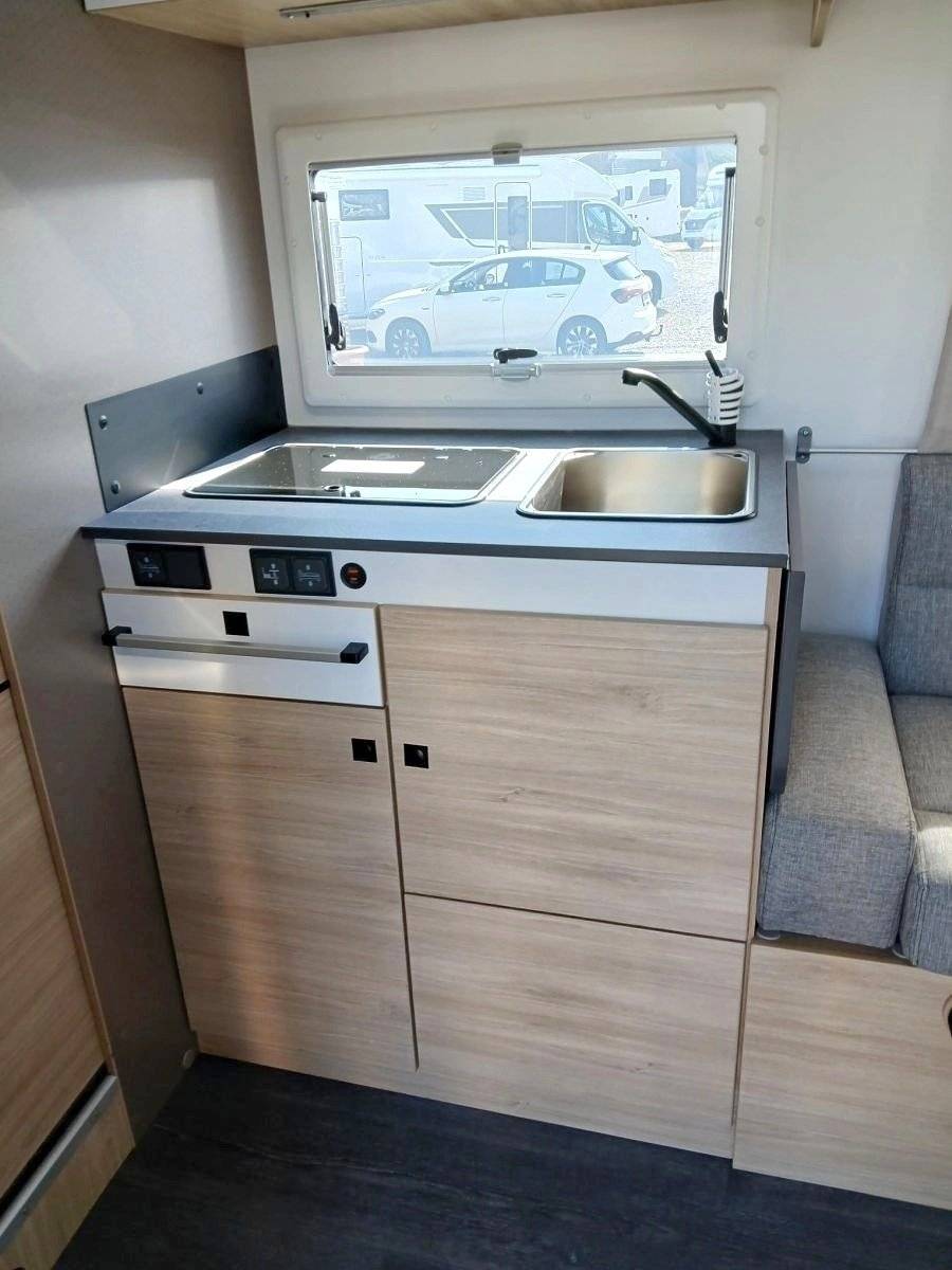 Kitchen Ford Transit 2,0 l 130 ch - Yescapa