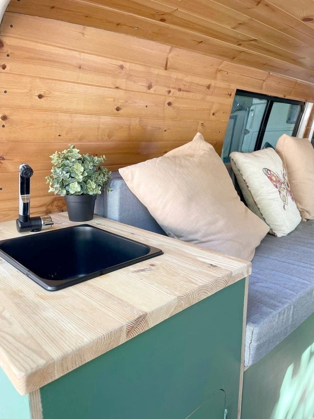 Volkswagen Transporter T5 2.5TDI