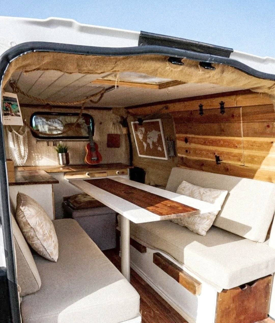 Área de jantar Citroën Citroën jumpy - Yescapa