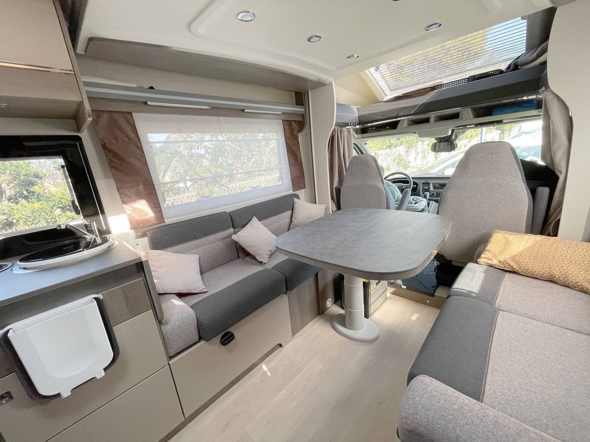 Challenger Transit 2,0 l 170 ch