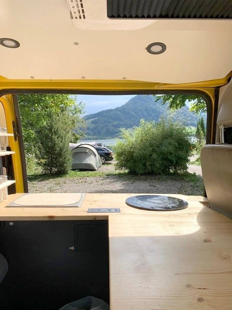 Volkswagen T5 2 l 84 ch