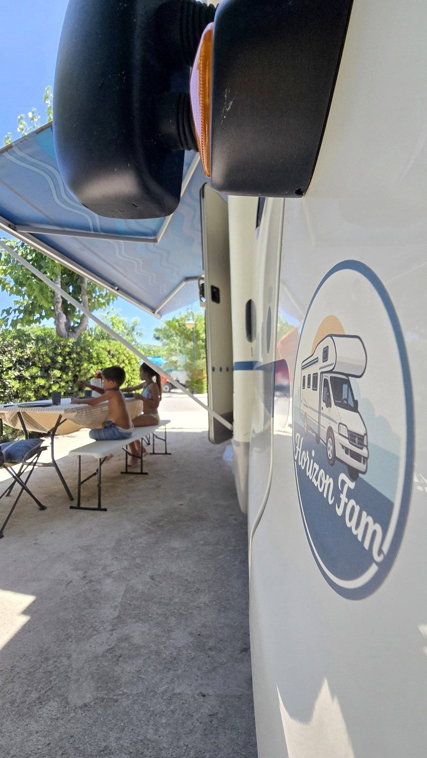 Adria Adriatik 655 sp coral 2.8