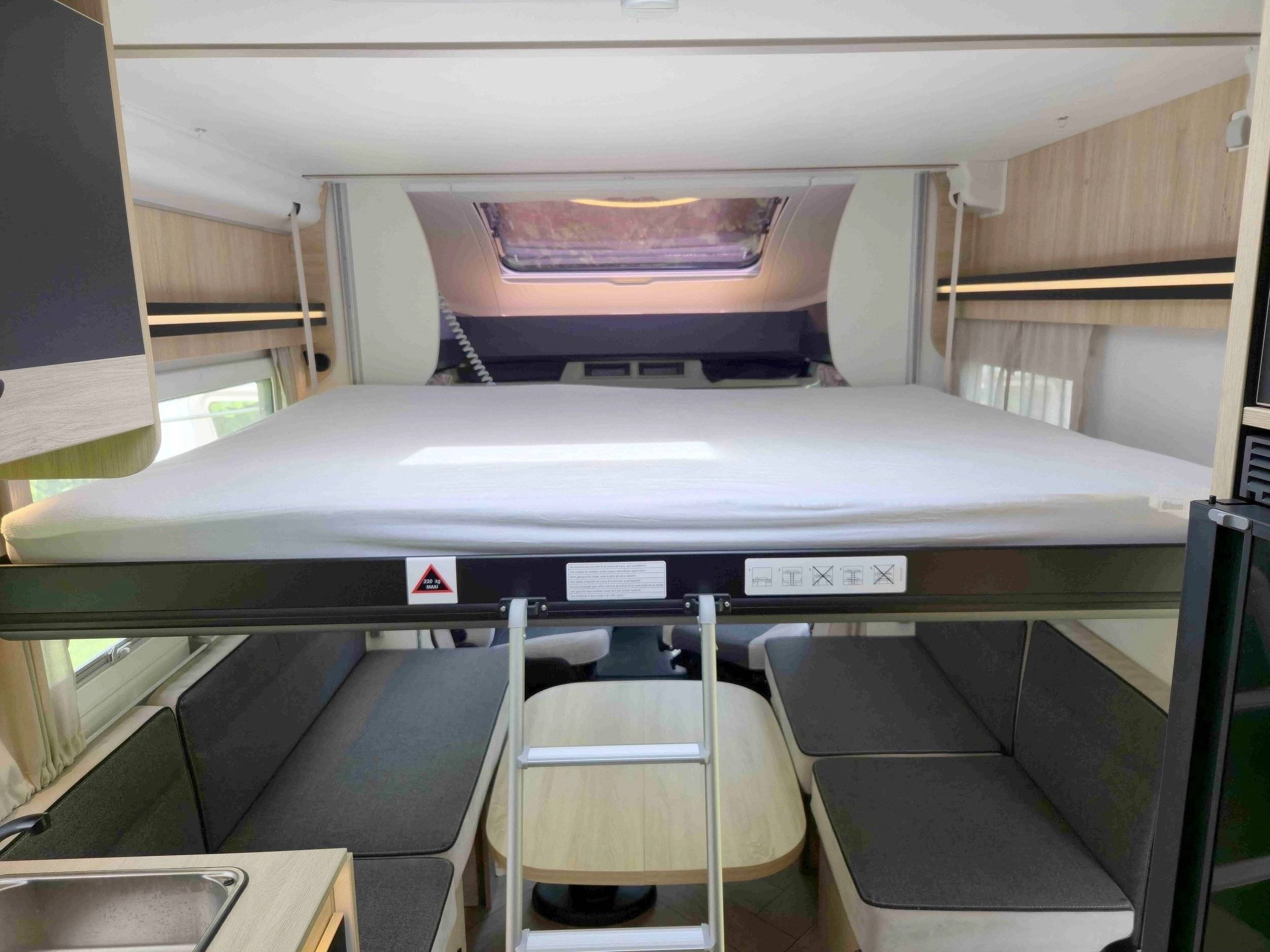 Challenger 380 Graphite Premium