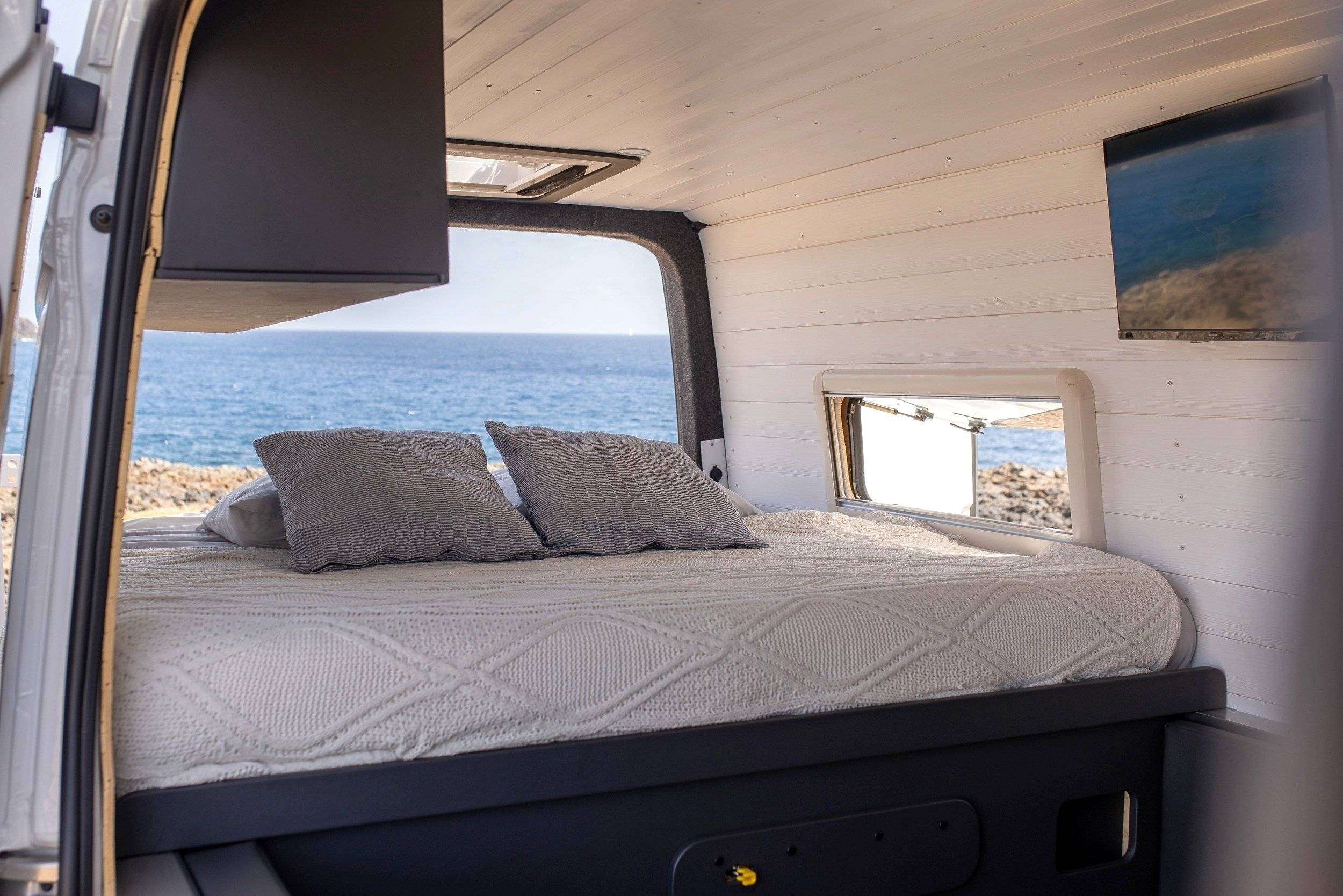 Volkswagen Crafter 2024 