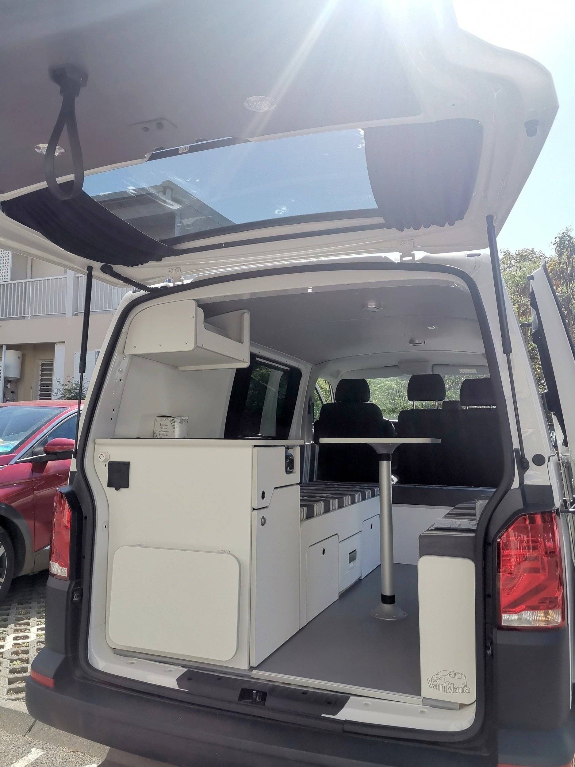 Dinette Volkswagen Volkswagen Transporter - Yescapa