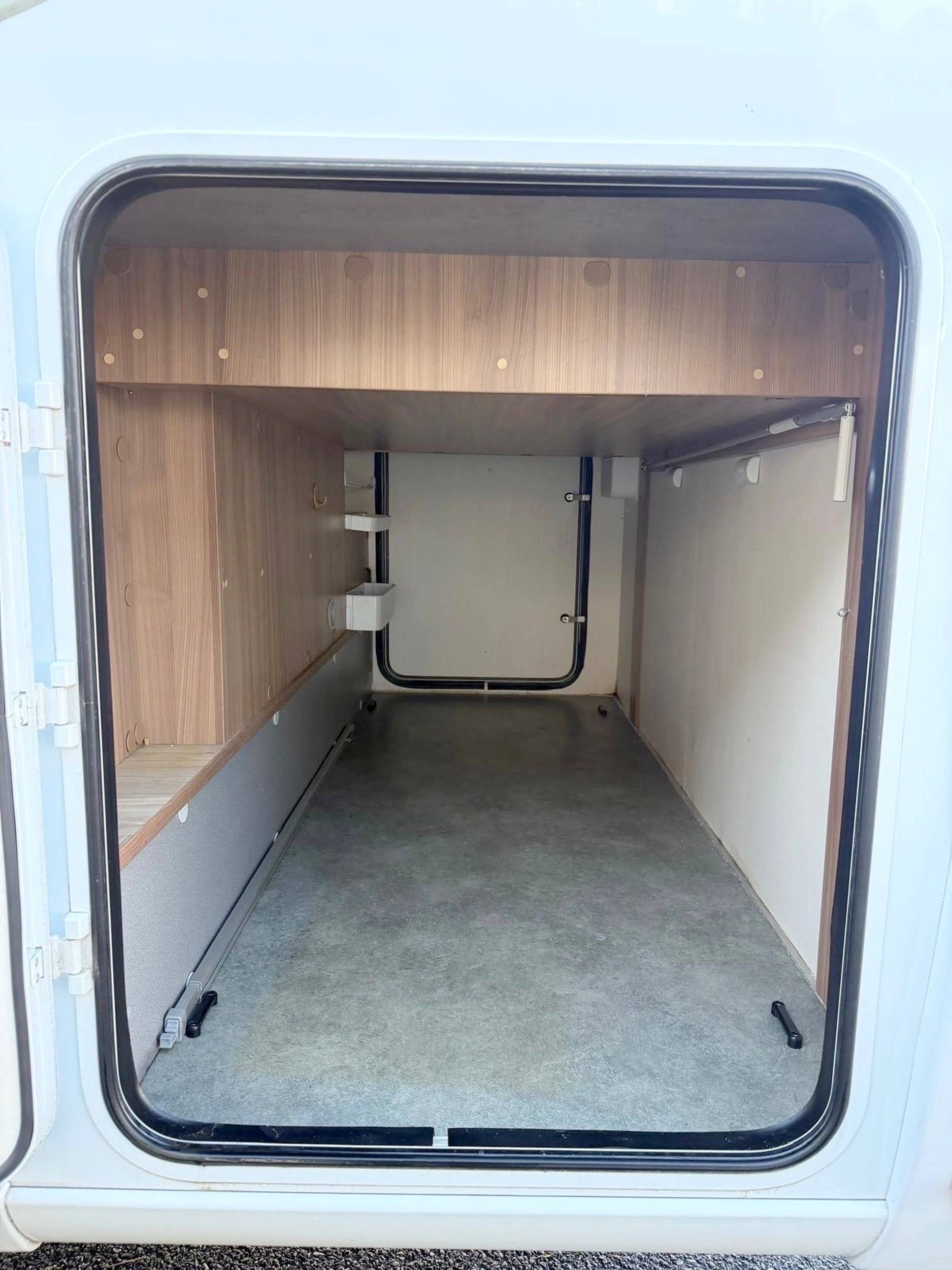 Pilote P700 C Essentiel