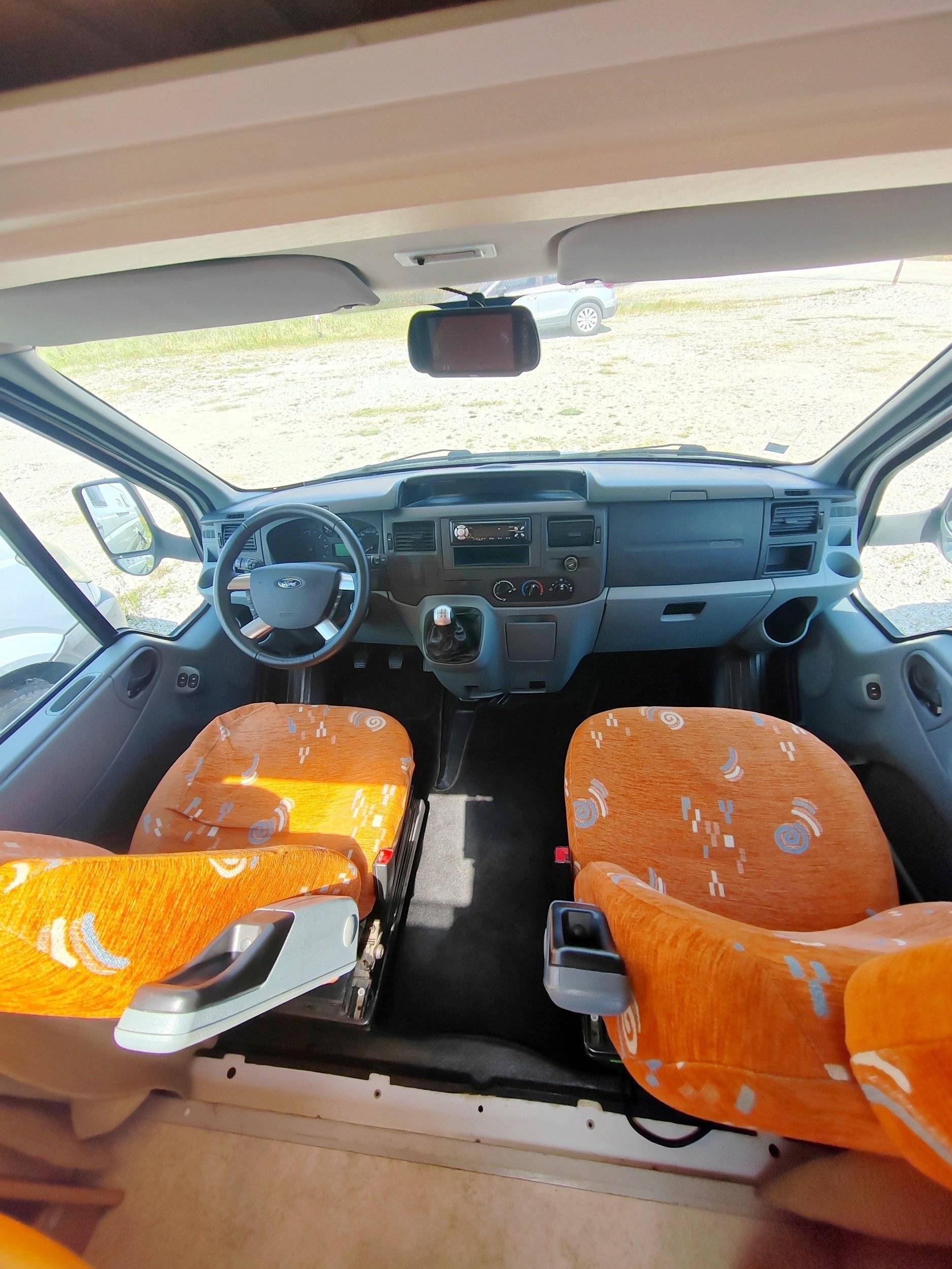 Vilamobil Ford Transit