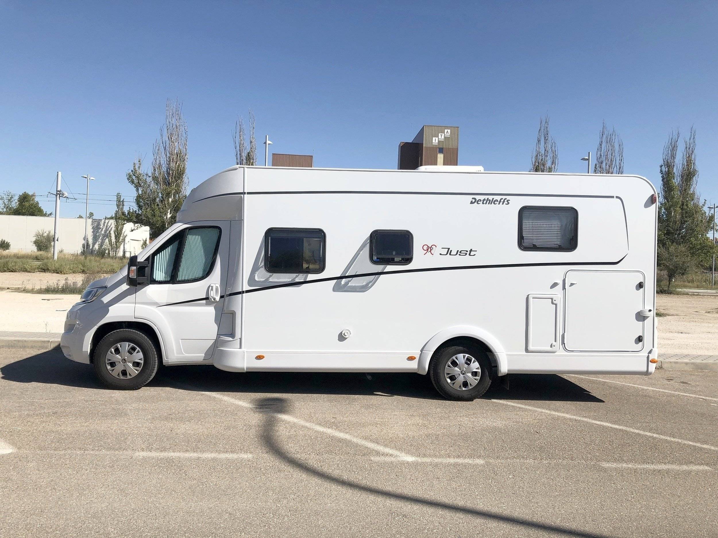 Dethleffs Just T - 7052 DBM